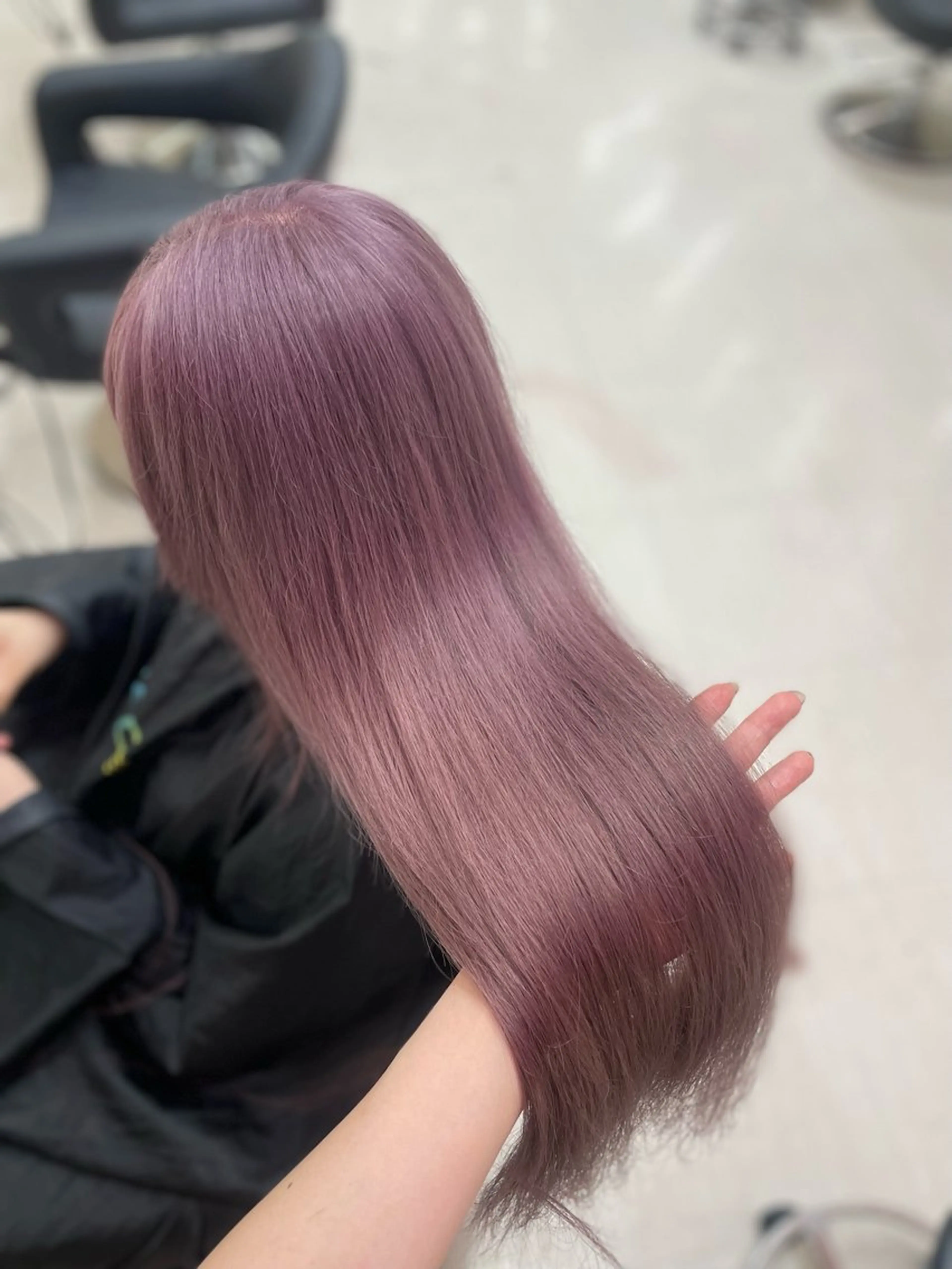 ロング カラー ヘアカラー トリートメント うる艶ハイトーン/ ベージュ/りくと🦔のヘアスタイル