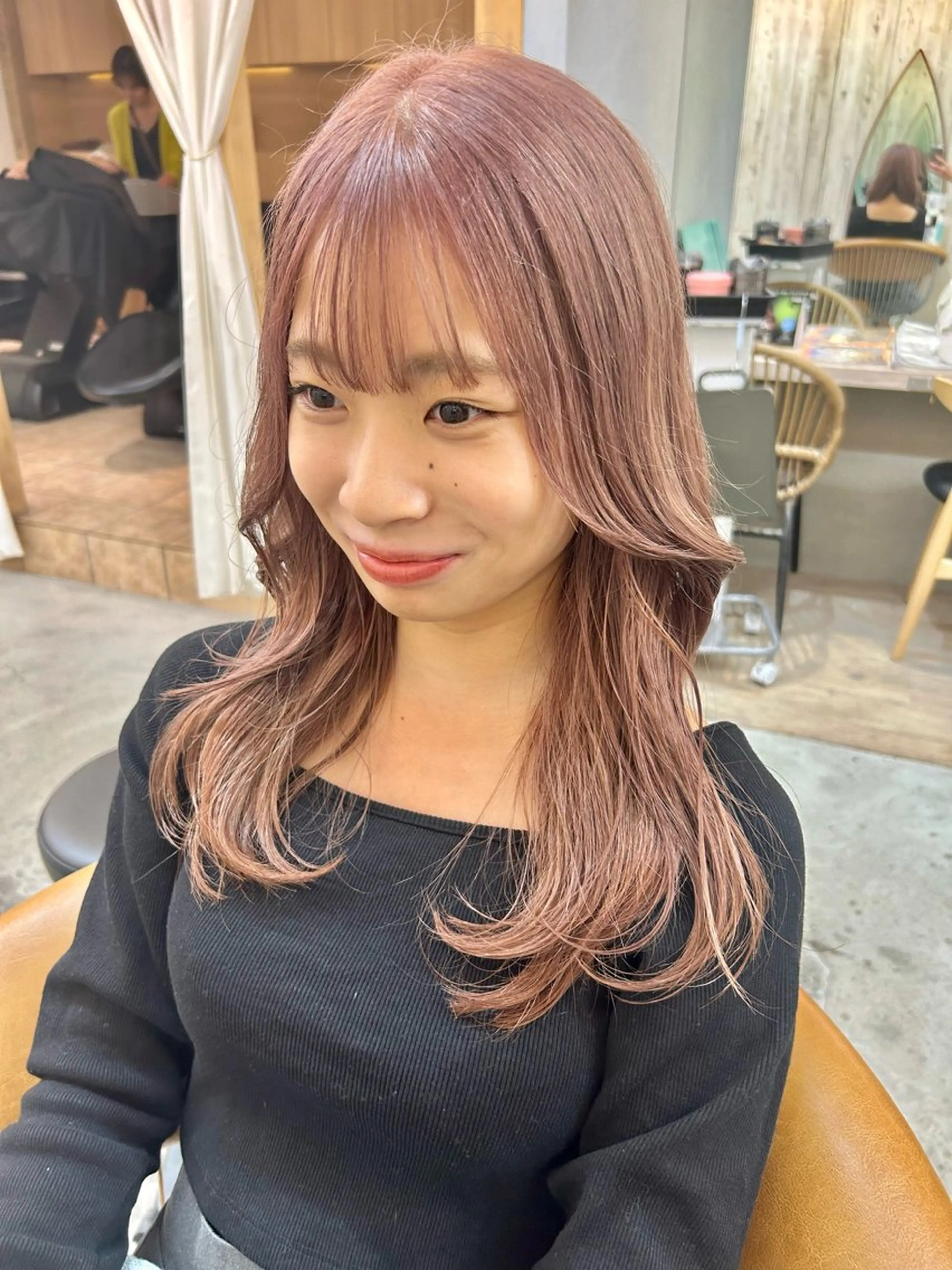 ロング カット ヘアカラー トリートメント 🩵縮毛矯正/ブリー チ/髪質改善/いつかのヘアスタイル