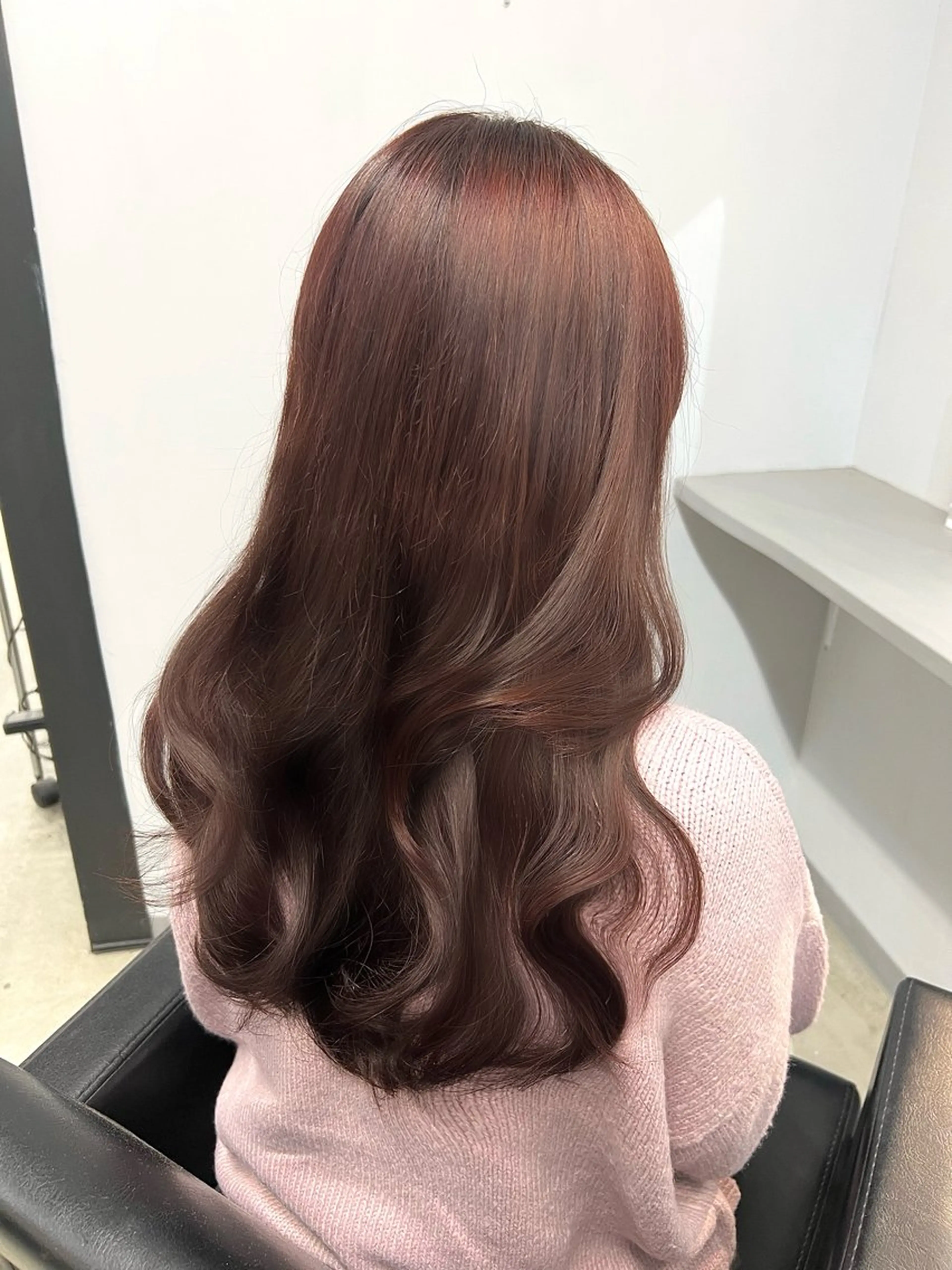 ロング カット ヘアカラー lafit kaedeのヘアスタイル