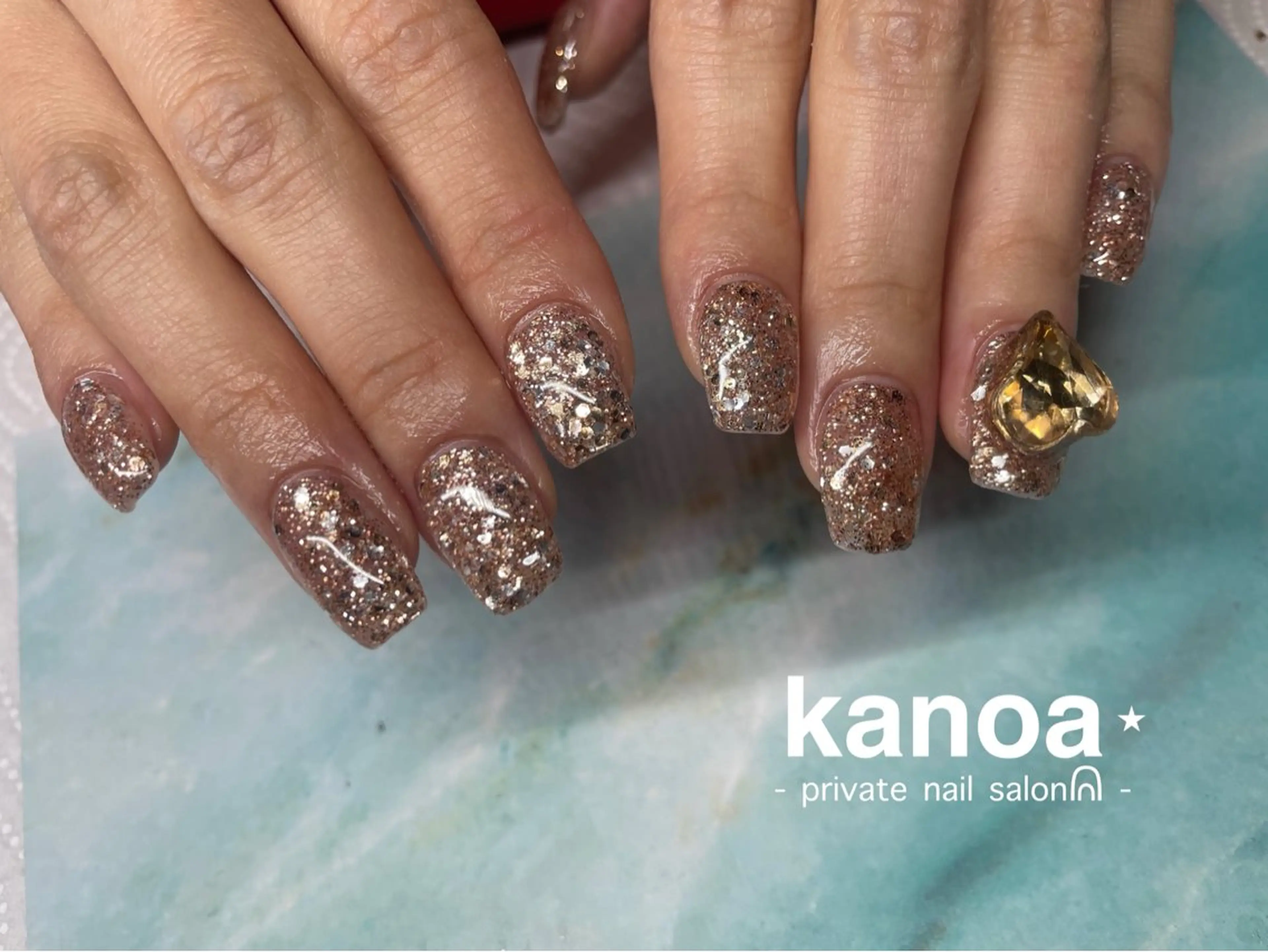 ネイル ゴールド ラメ(グリッター) kanoa nailのネイルデザイン