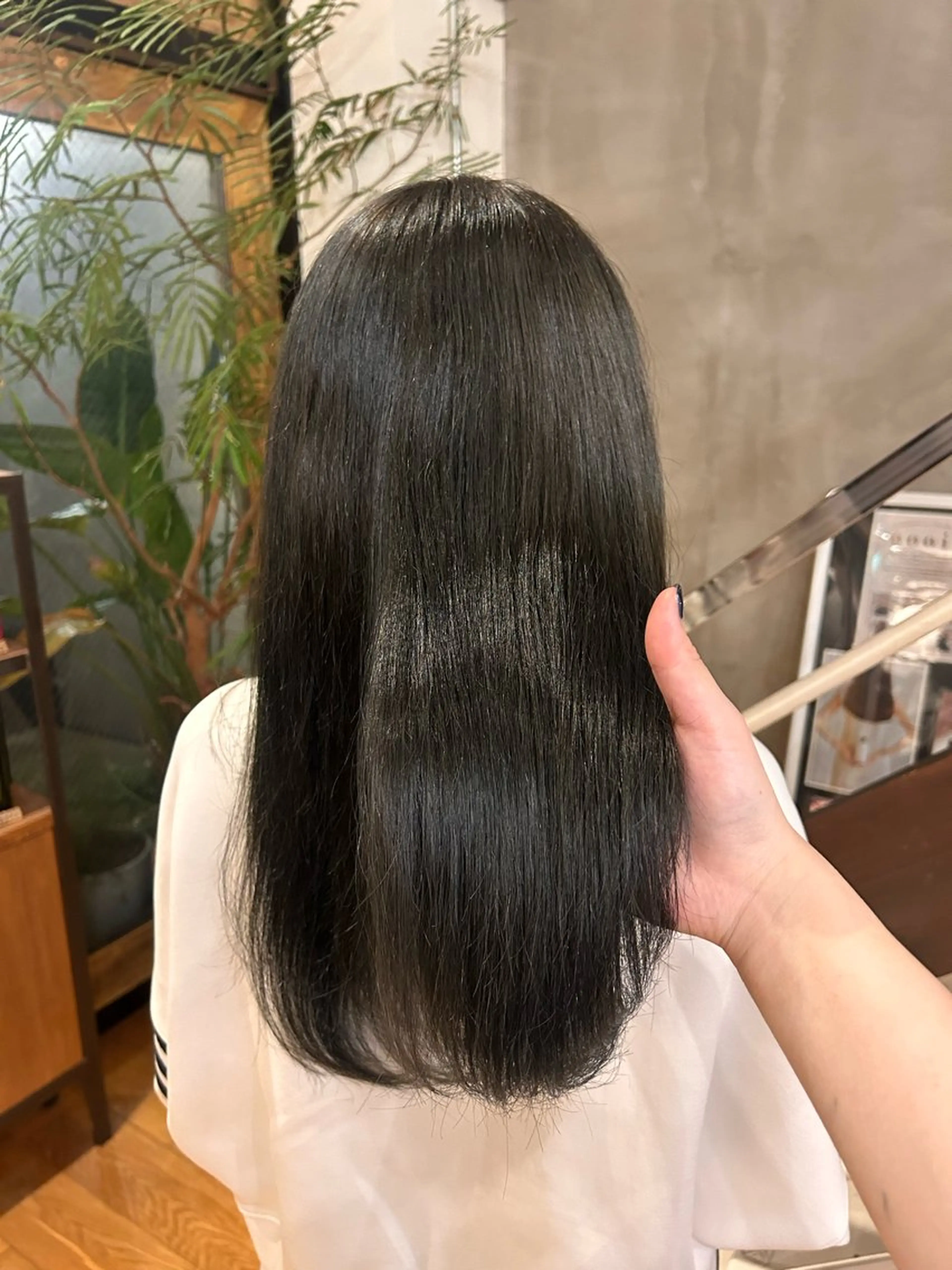 セミロング MASHU所属・デザインカラー /北堀江/リノのヘアスタイル