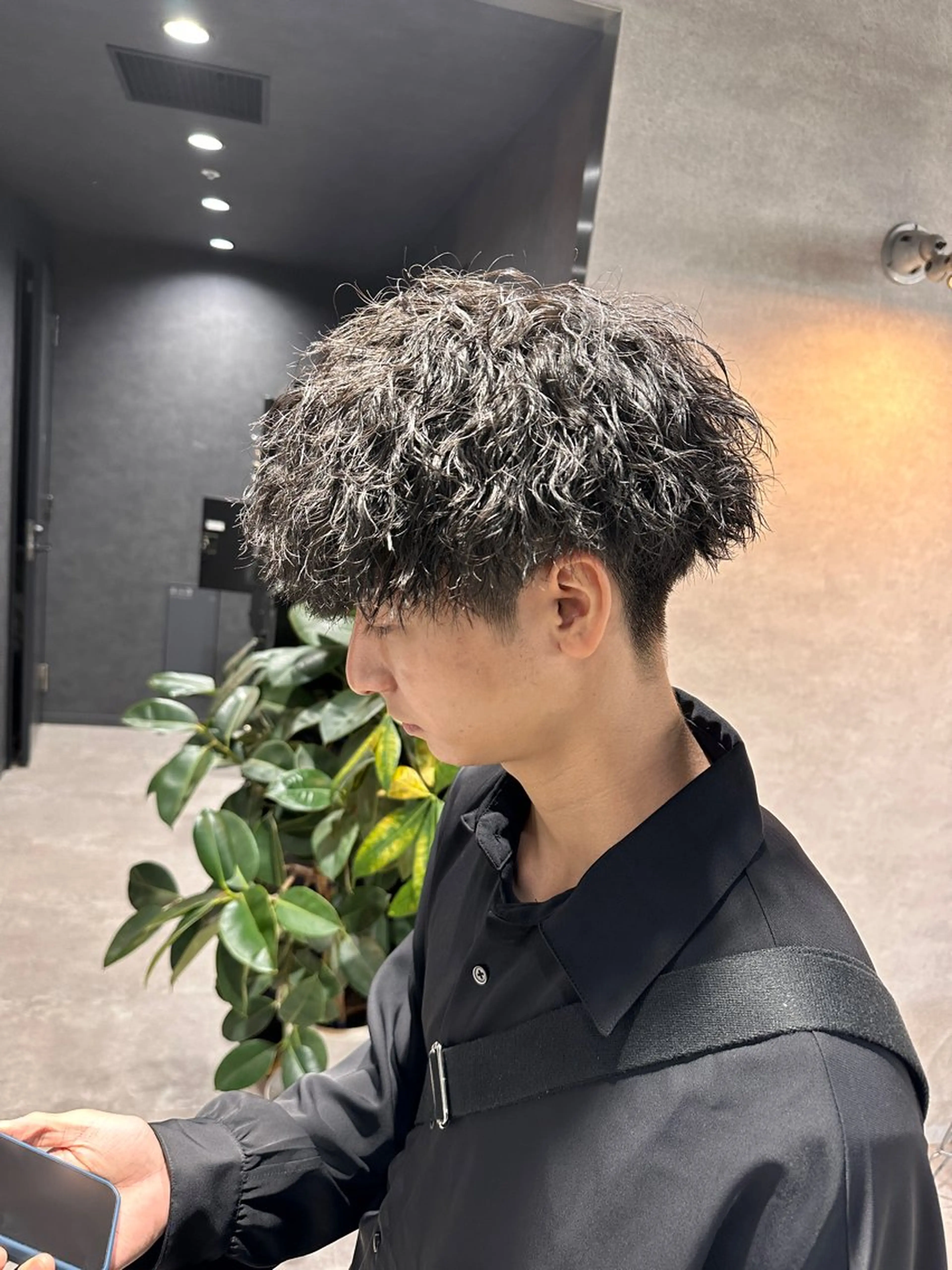ショート パーマ メンズ 渋谷駅から徒歩1分 BLUCKメンズヘアのヘアスタイル