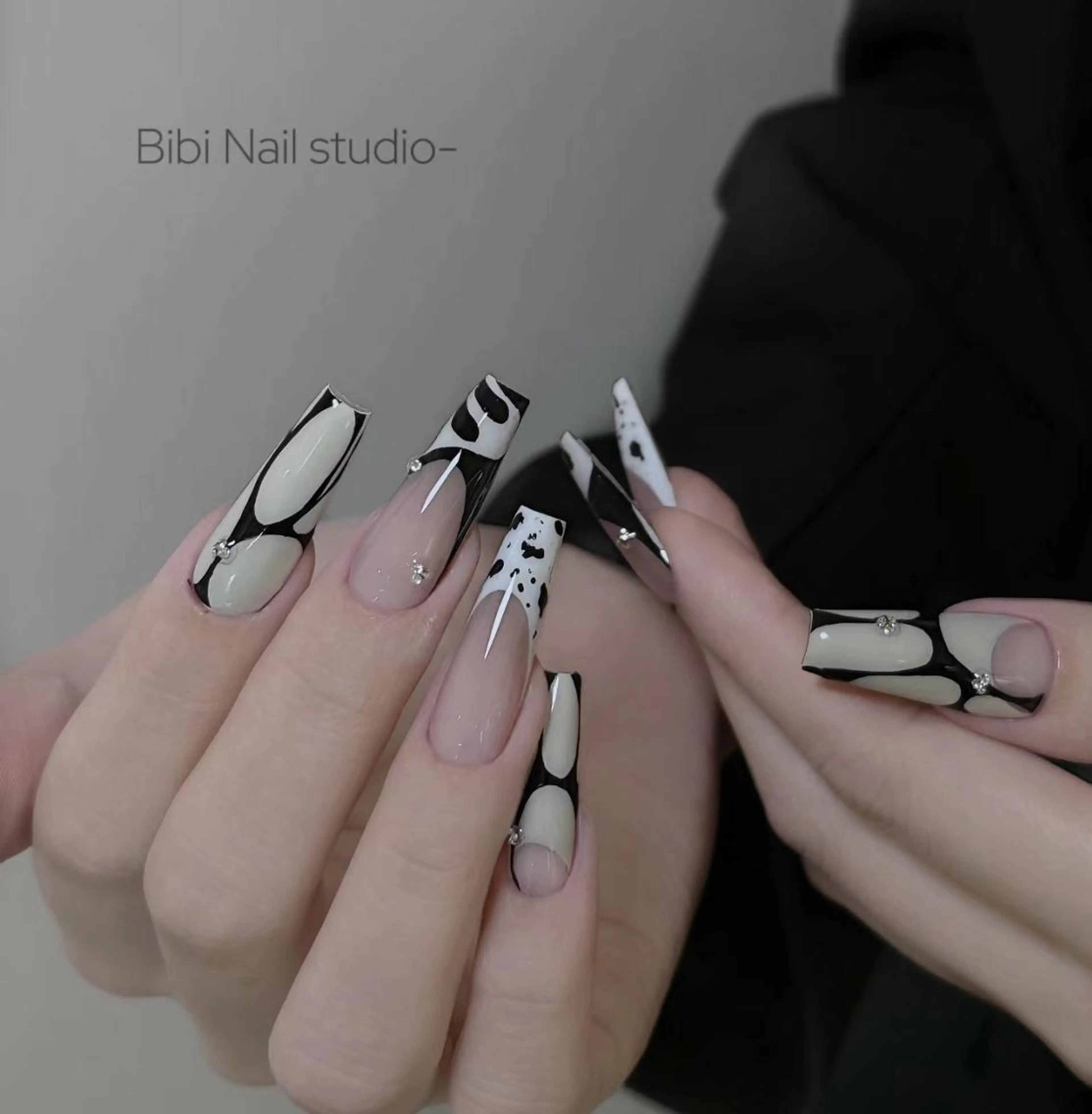 ネイル inf リエネイルサロンのネイルデザイン