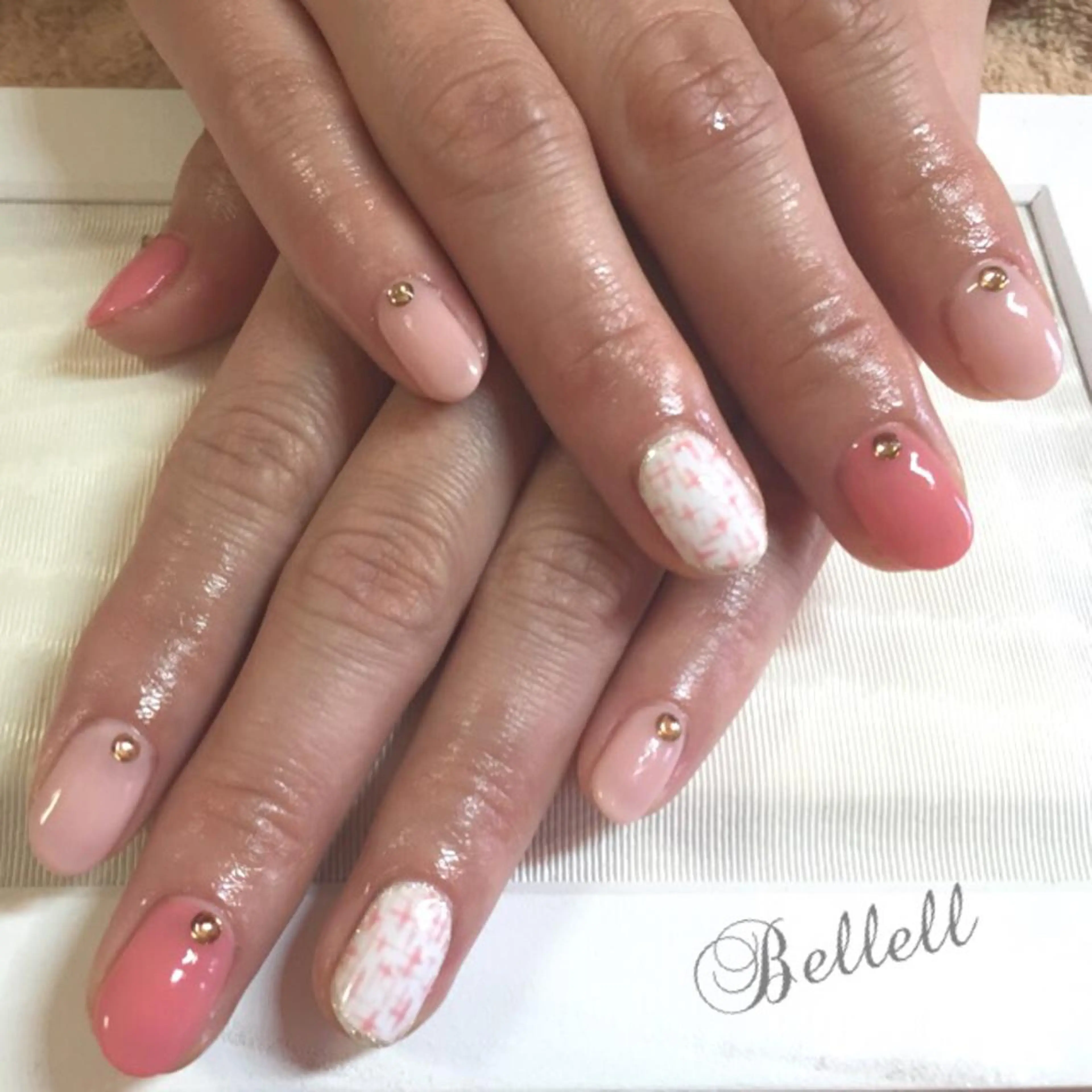 ネイル 春ネイル ツイードネイル 青木 綾子のネイルデザイン