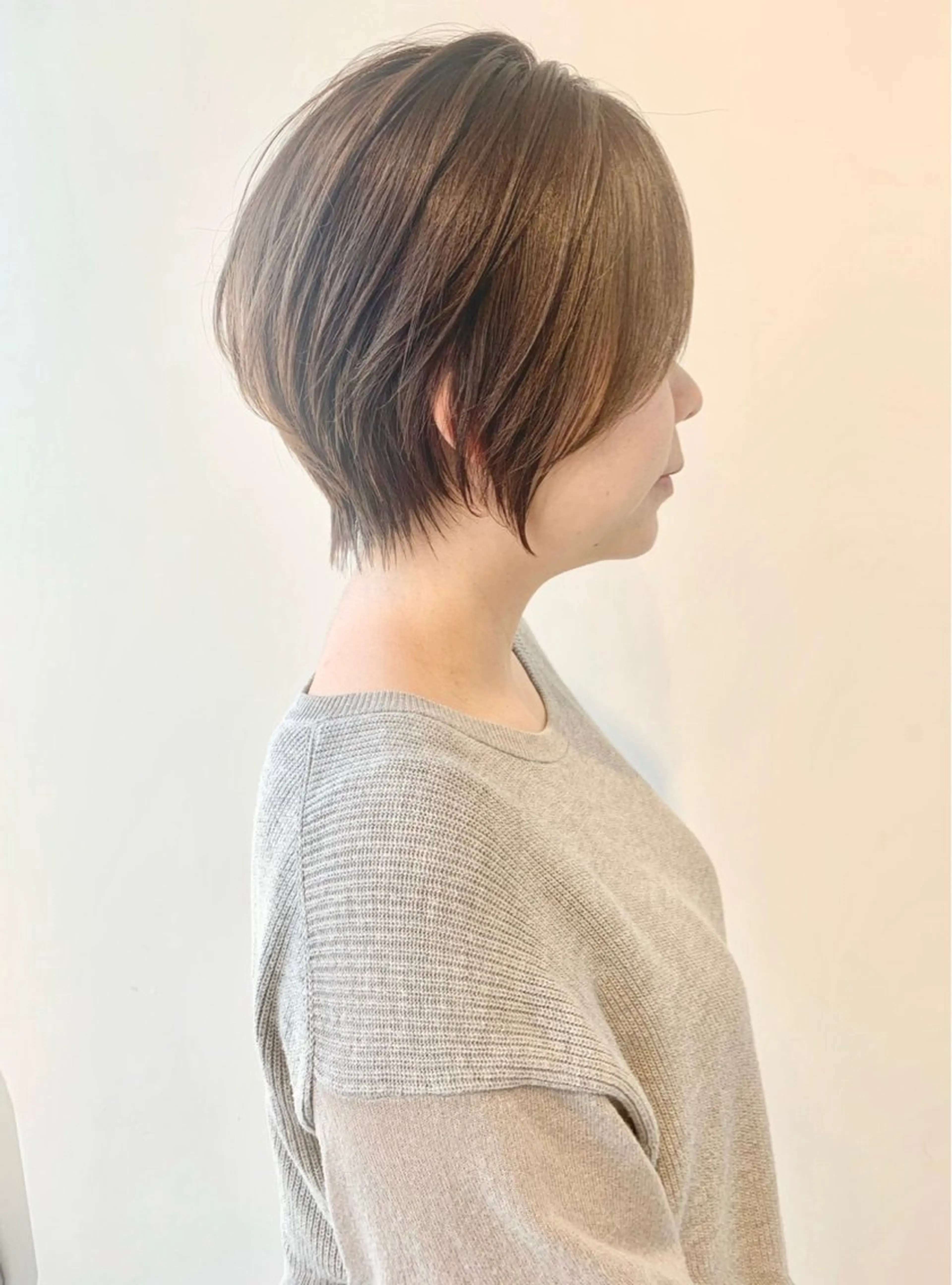 ショート カラー カット ヘアカラー ⭐️小顔ショート⭐️ 大鷲拓海のヘアスタイル