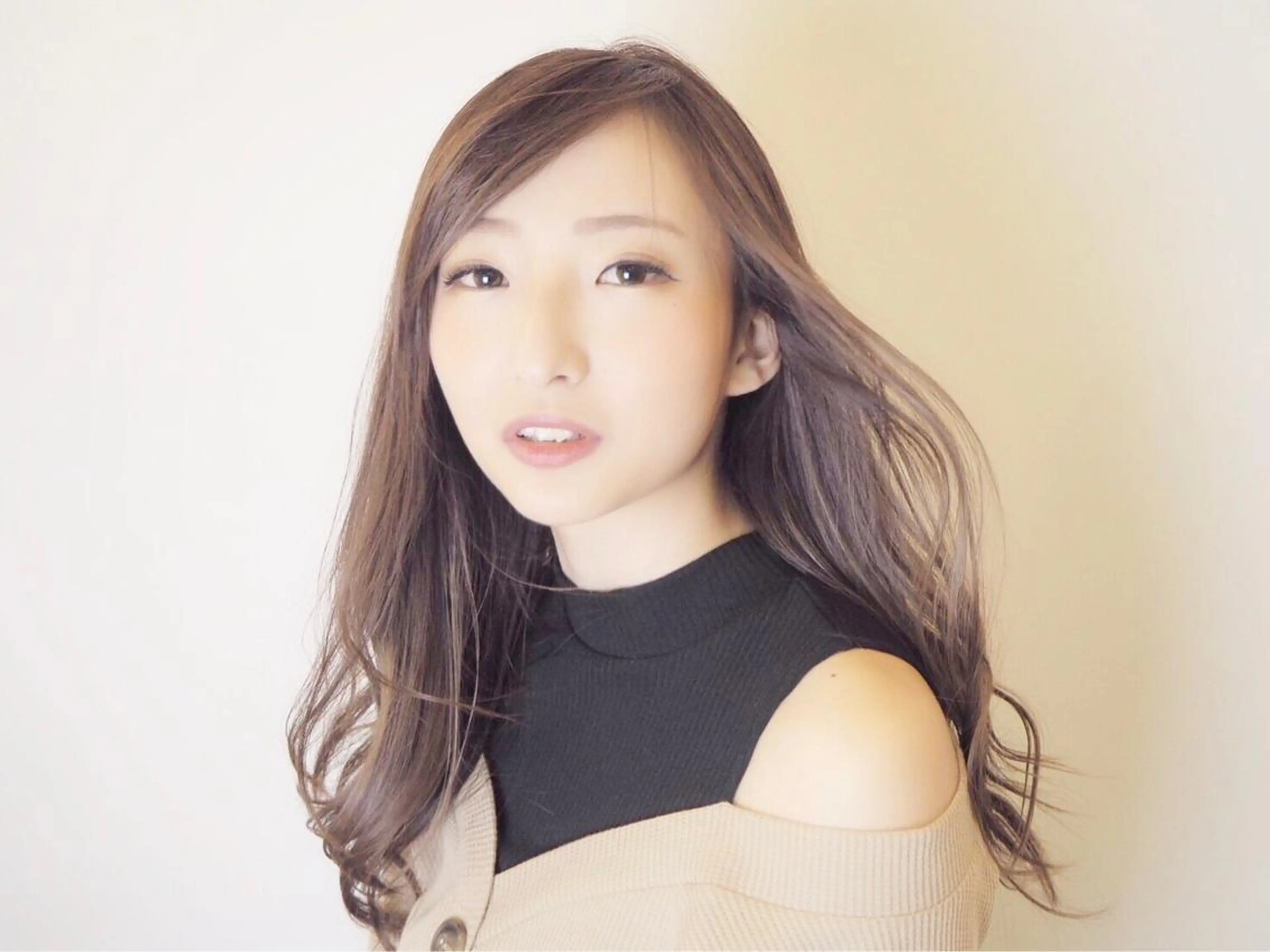 ロング 岡山 亮介のヘアスタイル