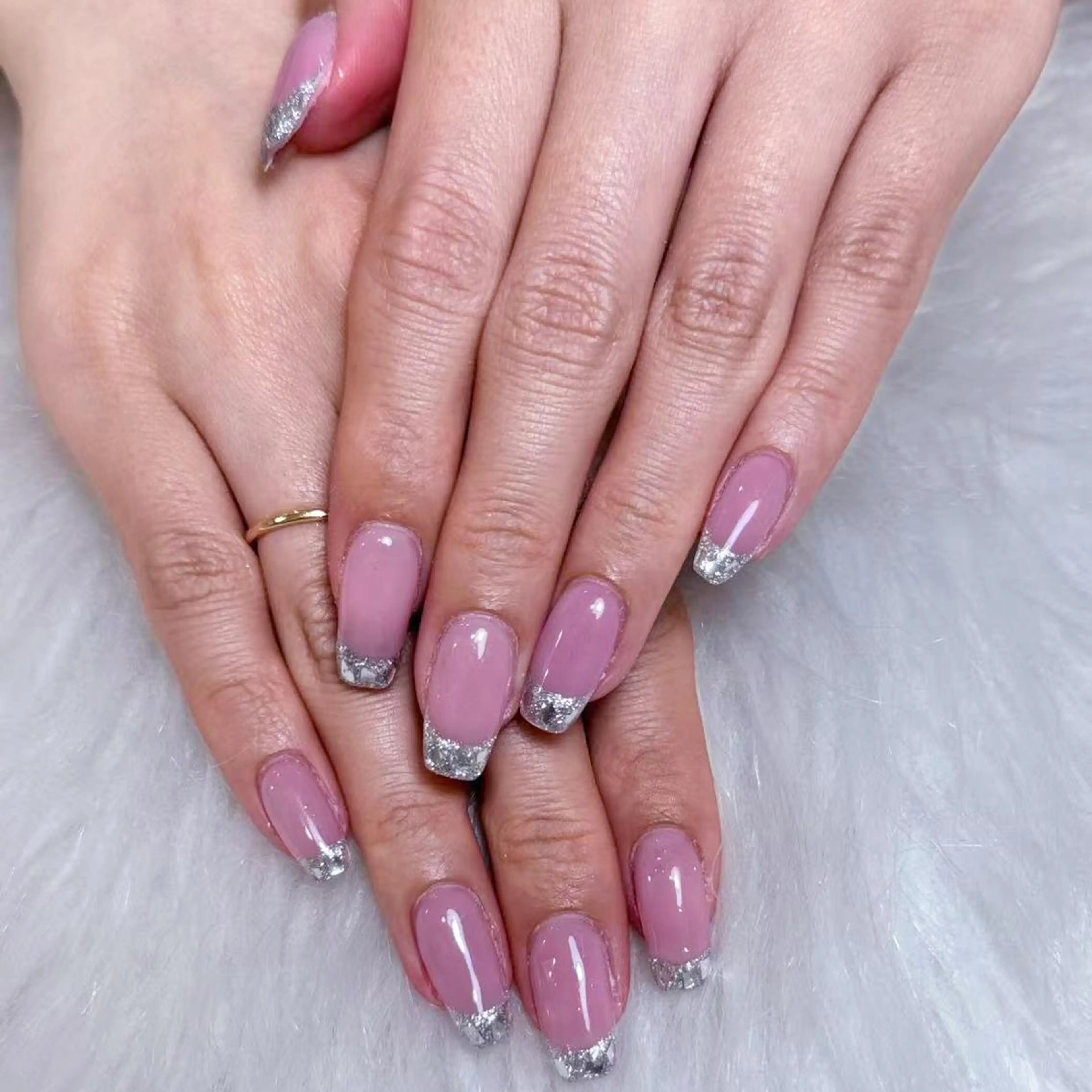 ネイル アートネイル オーロラネイル ガーリー キラキラネイル 韓国ネイル ハンドネイル ハンドケア nina 💅のネイルデザイン
