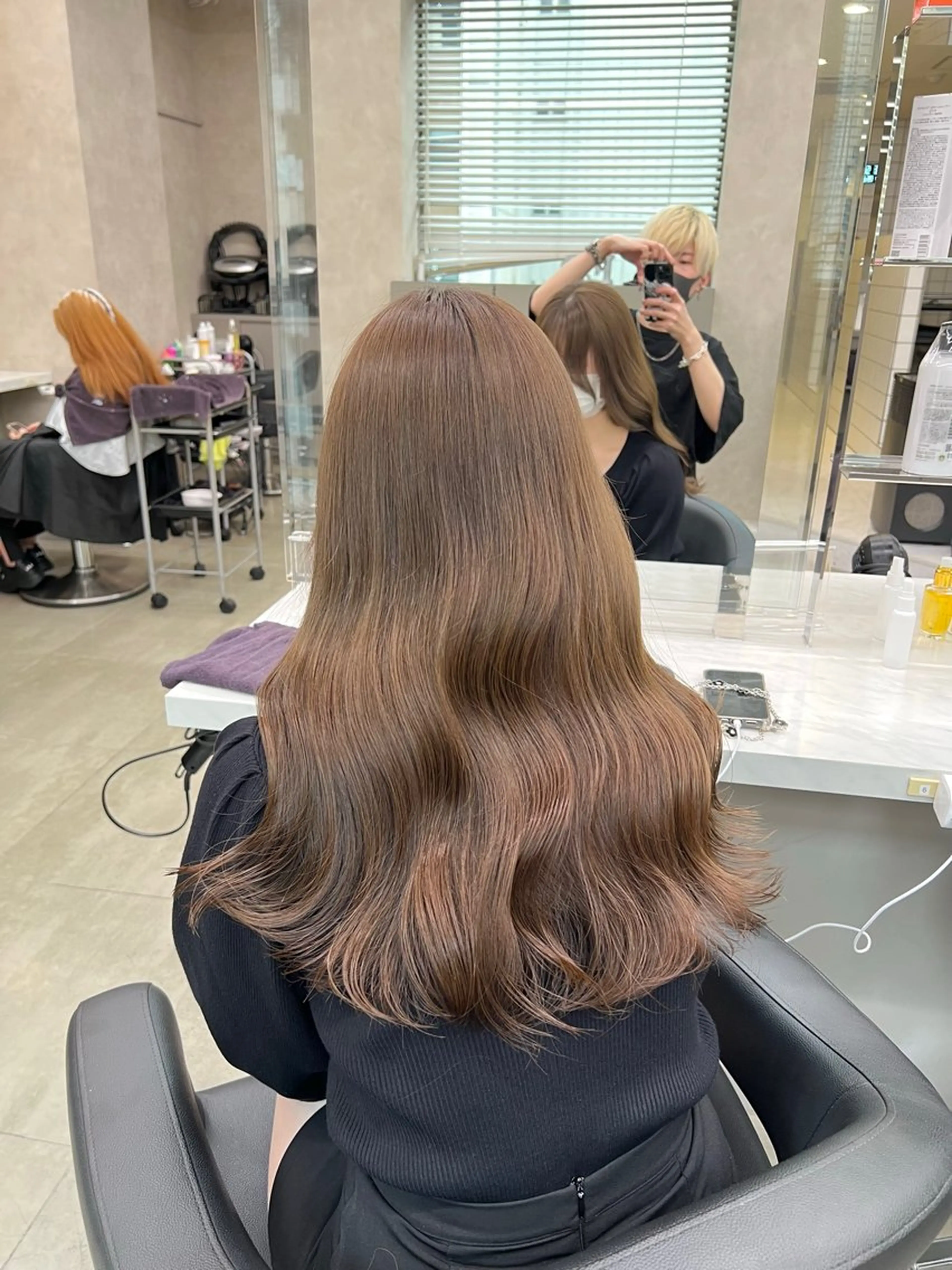 セミロング ヘアカラー トリートメント ヘッドスパ ヘアセット 💍レイヤーカット 艶髪💍亘紘輝のヘアスタイル