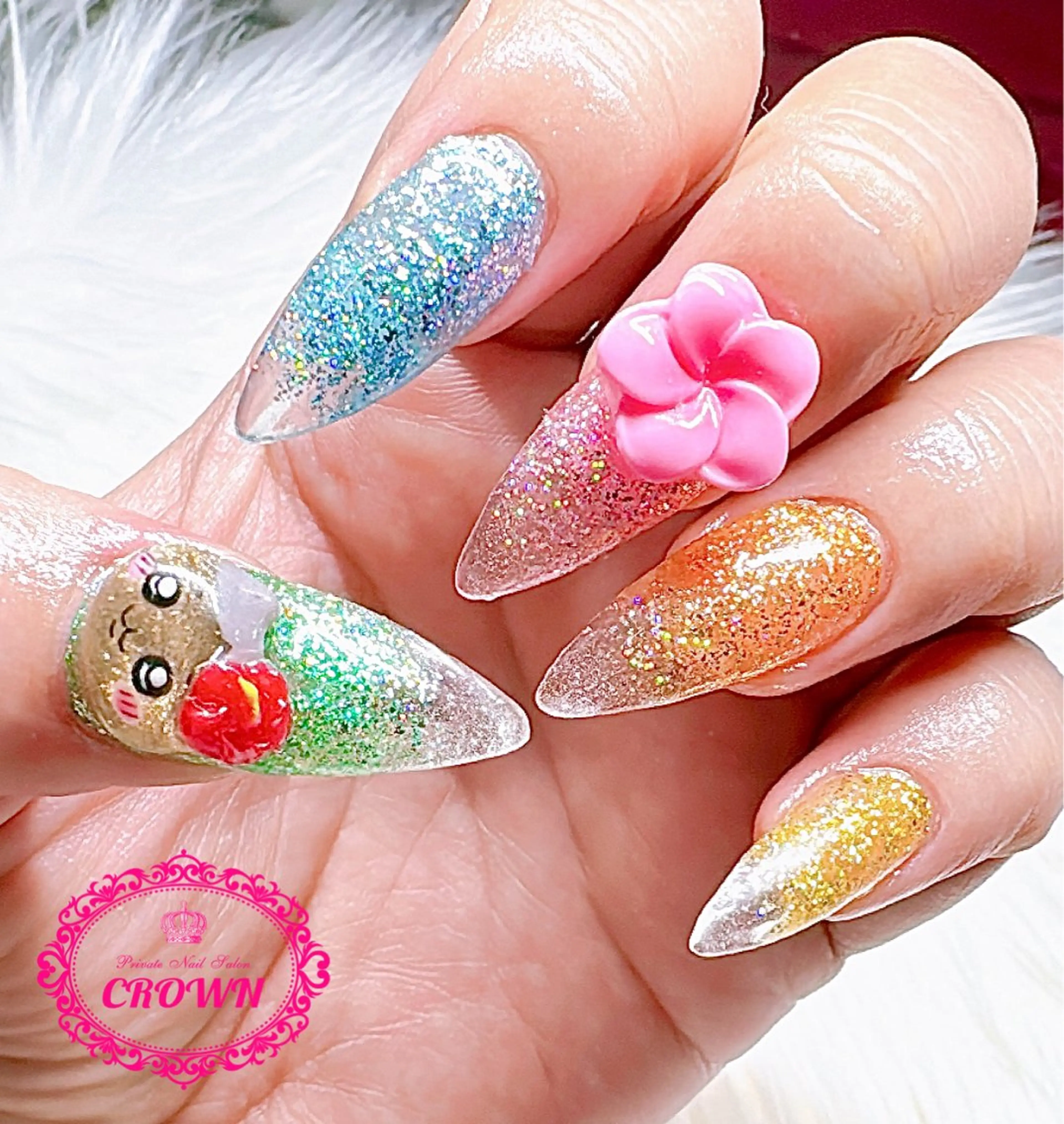 ネイル CROWN プライベートサロンのネイルデザイン