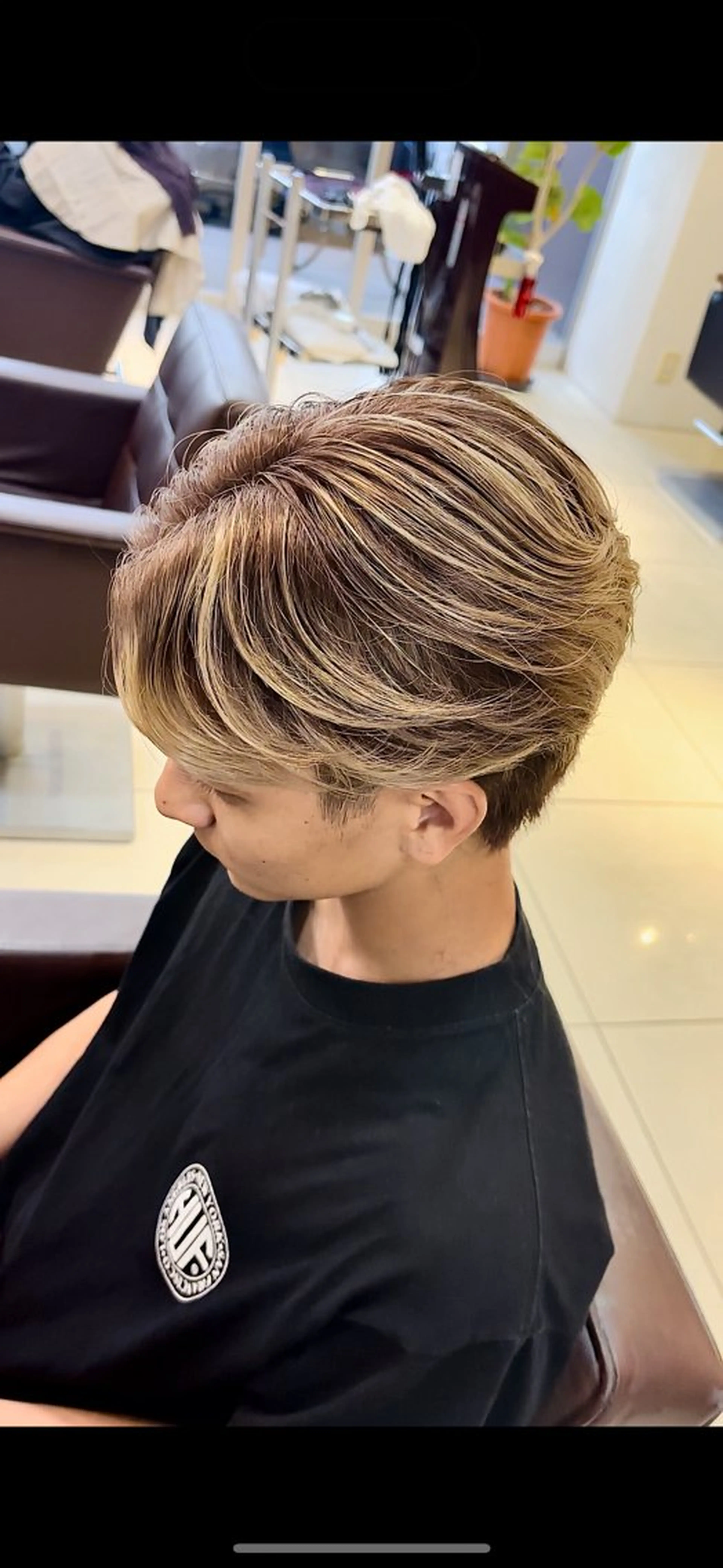 ショート カラー メンズ メンズバレイヤージュ バレイヤージュ レイヤーカット カット ヘアカラー 静岡/草薙パーマ メンズバレイヤージュのヘアスタイル