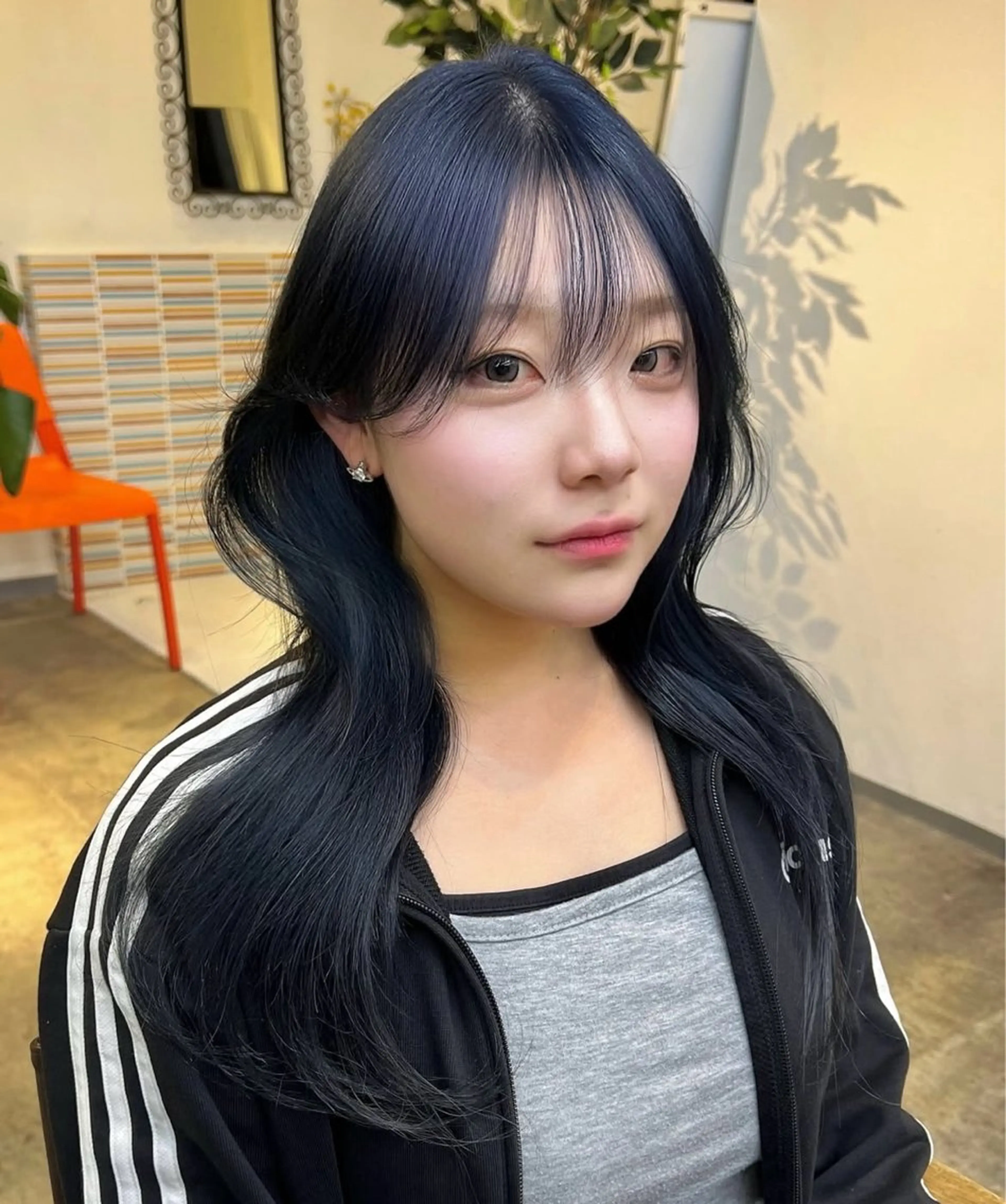 セミロング カラー ヘアアレンジ ヘアカラー ブリーチハイトーン みほのヘアスタイル