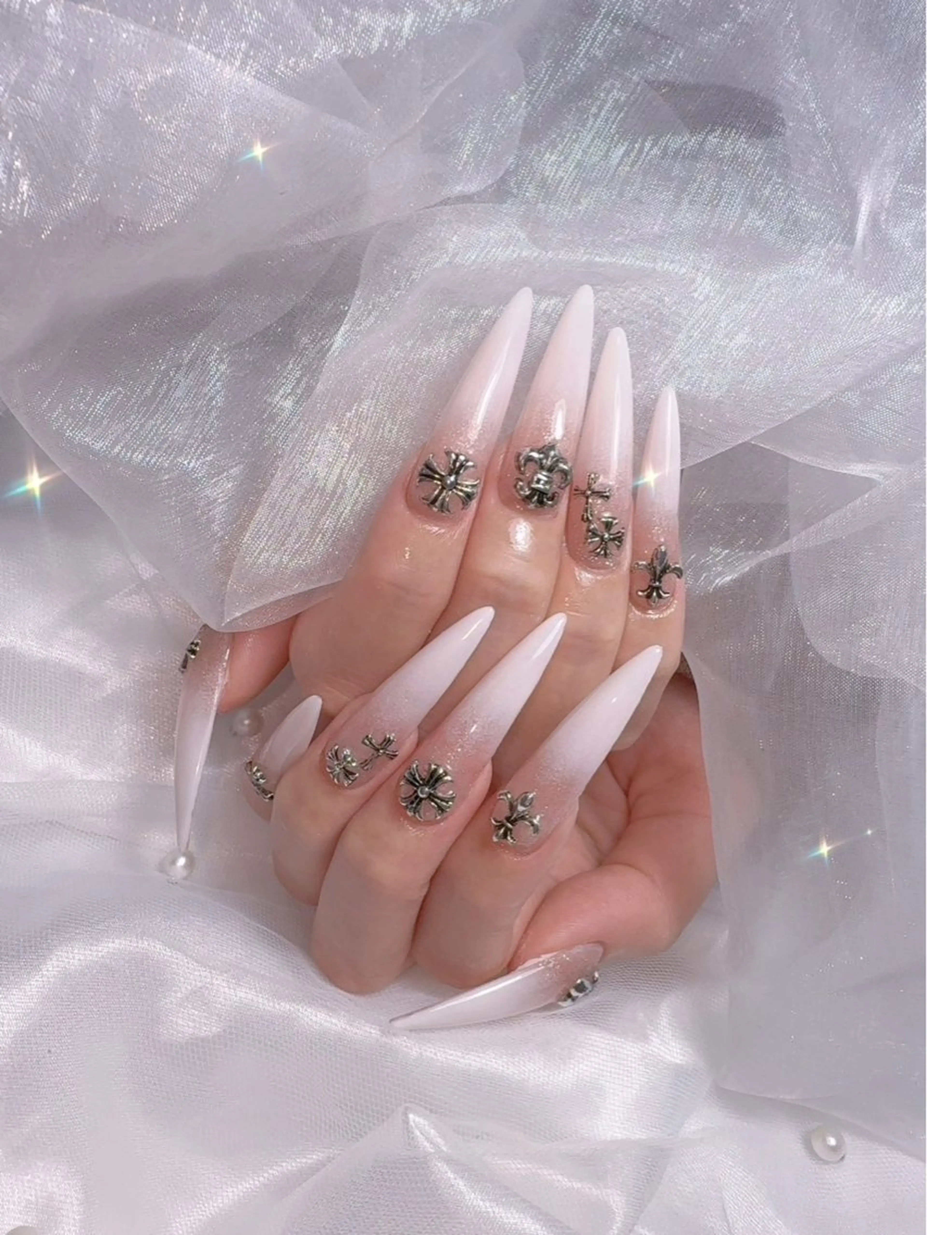 ネイル emu m.uのネイルデザイン