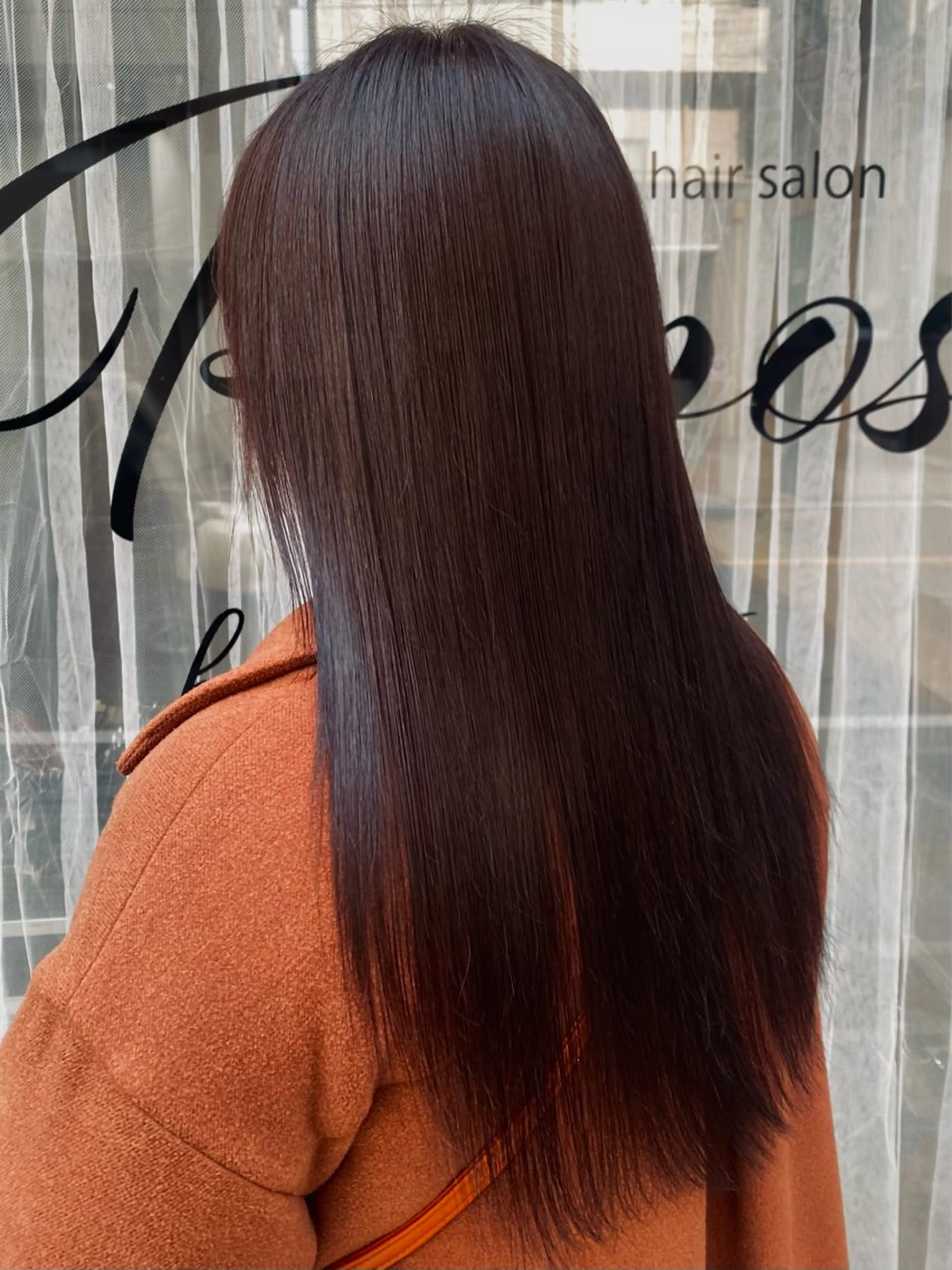 ロング カラー ブラウンカラー ピンクカラー ピンクブラウン ヘアカラー トリートメント Repos by moi所属・RINA/特殊ヘア/ 高発色ワンカラーのヘアスタイル