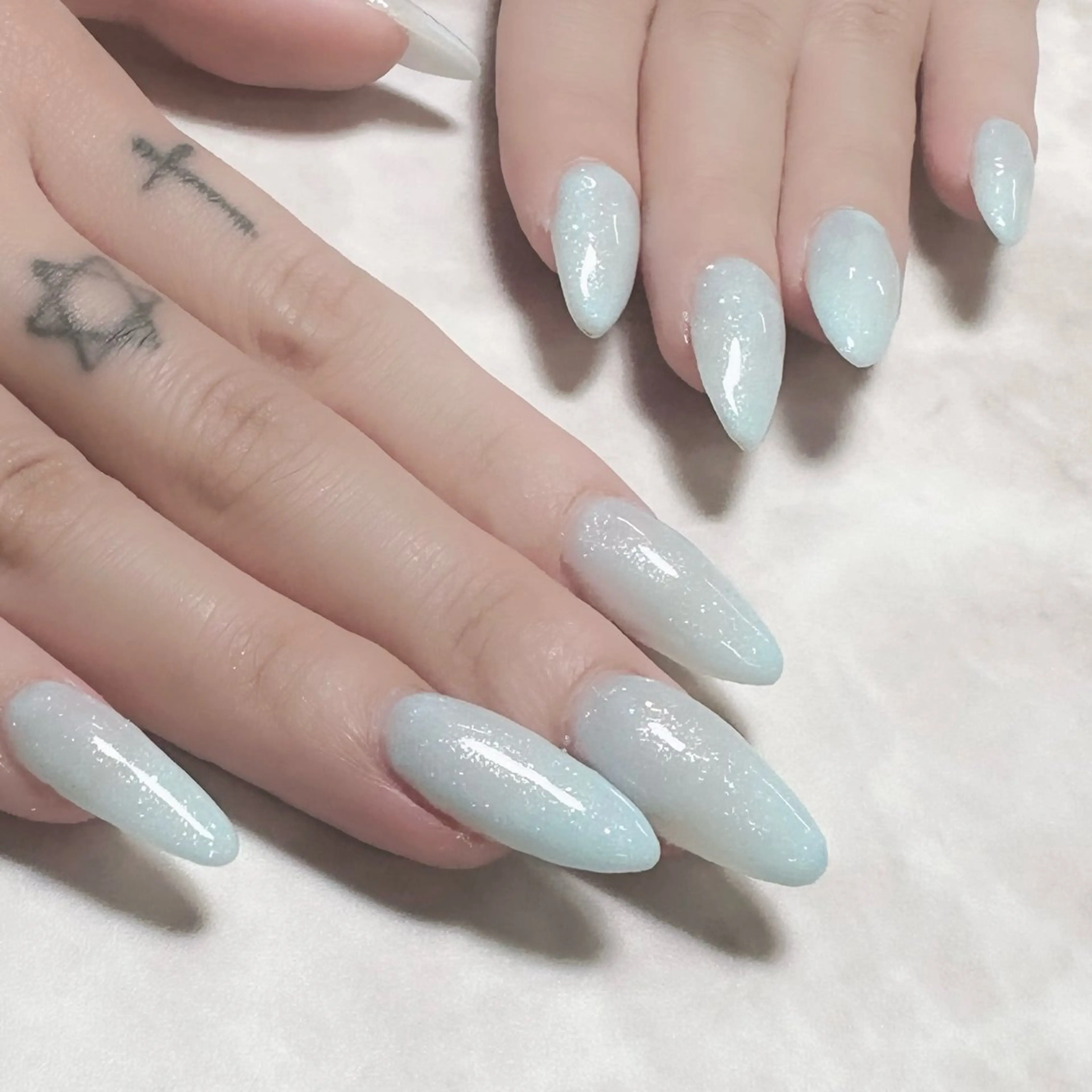 ネイル 丸山 春花のネイルデザイン