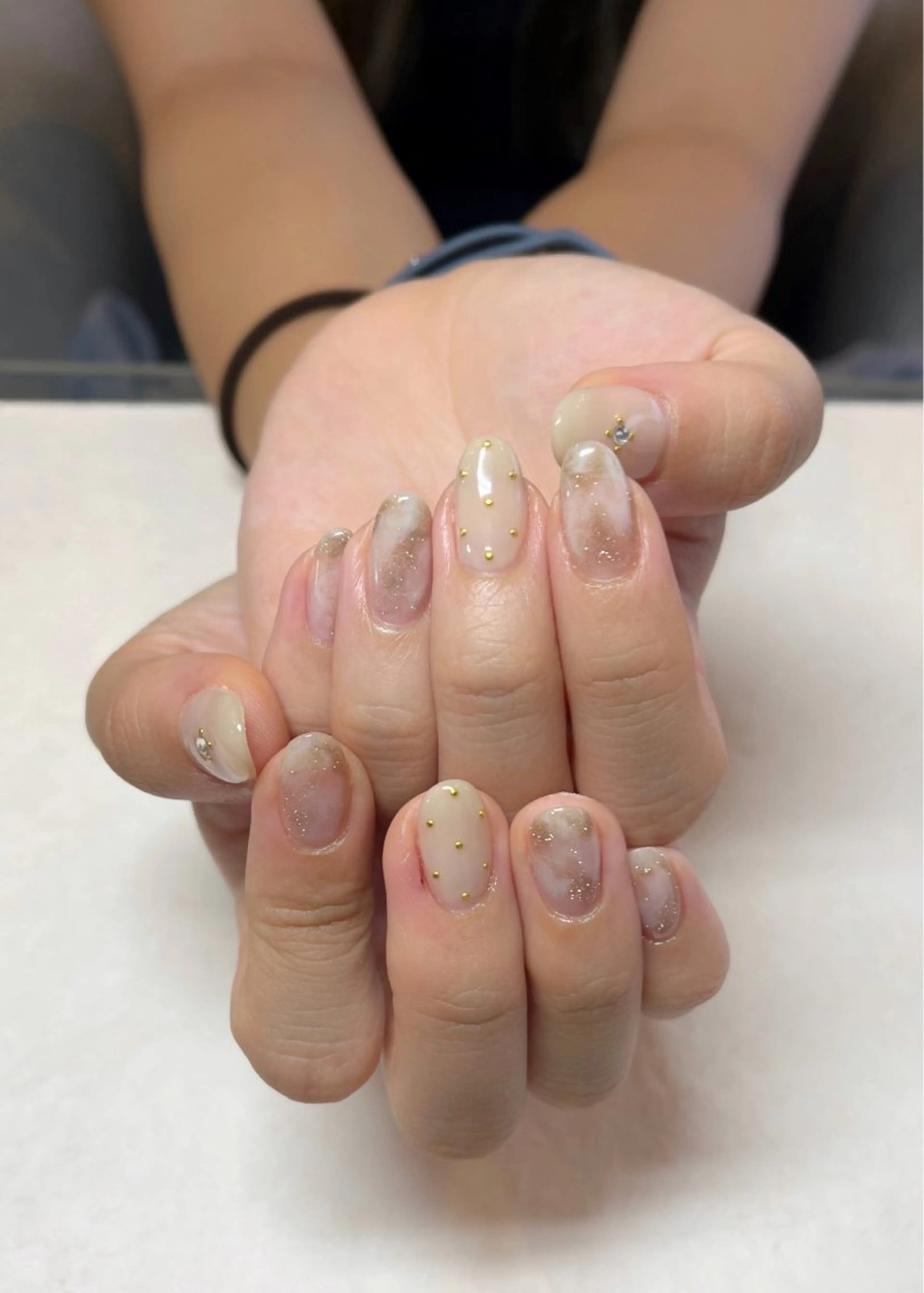 ネイル ハンドネイル AYANO Vivianのネイルデザイン