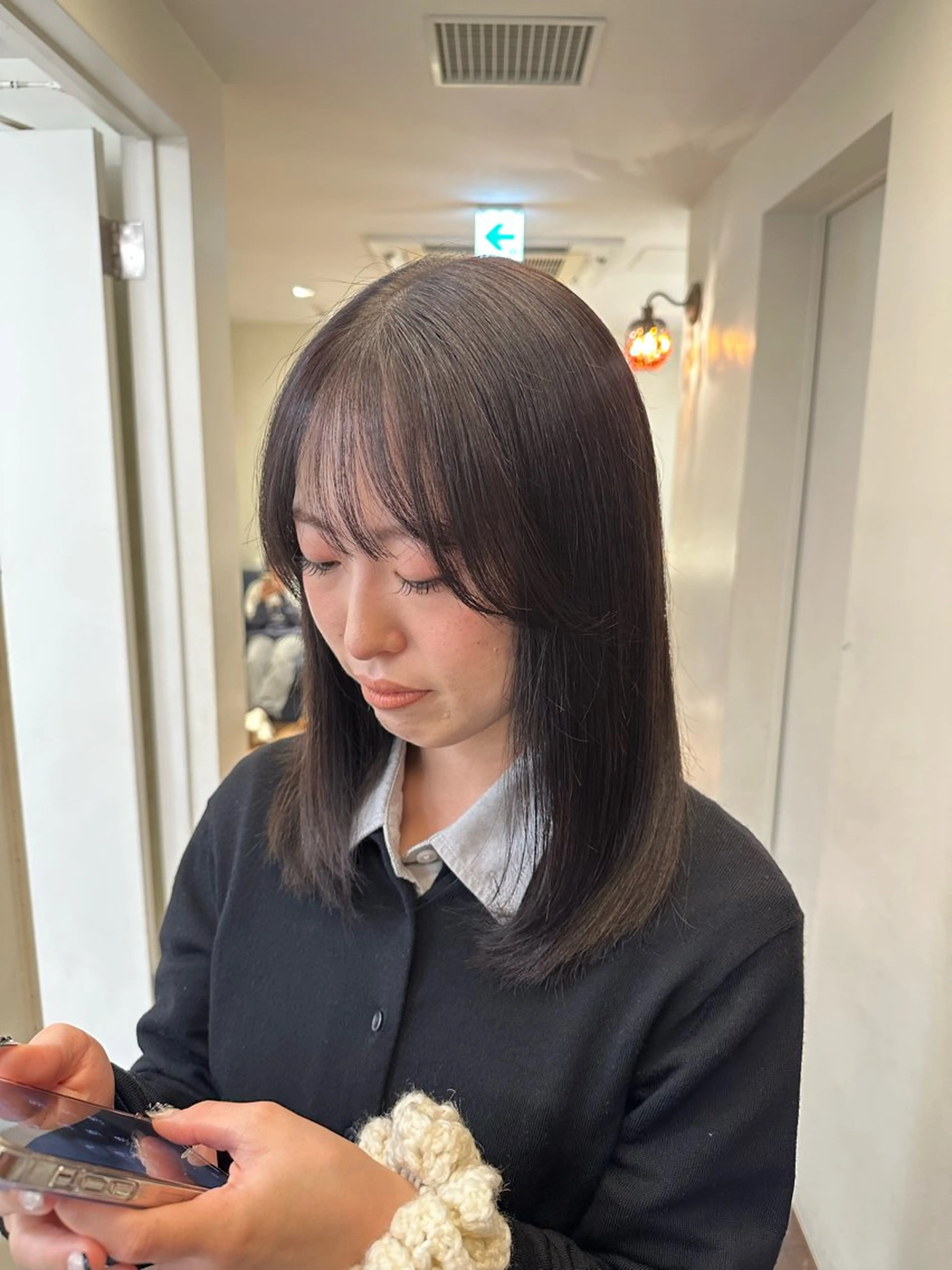 セミロング カラー ヘアカラー トリートメント ヘッドスパ 安丸 結夏のヘアスタイル