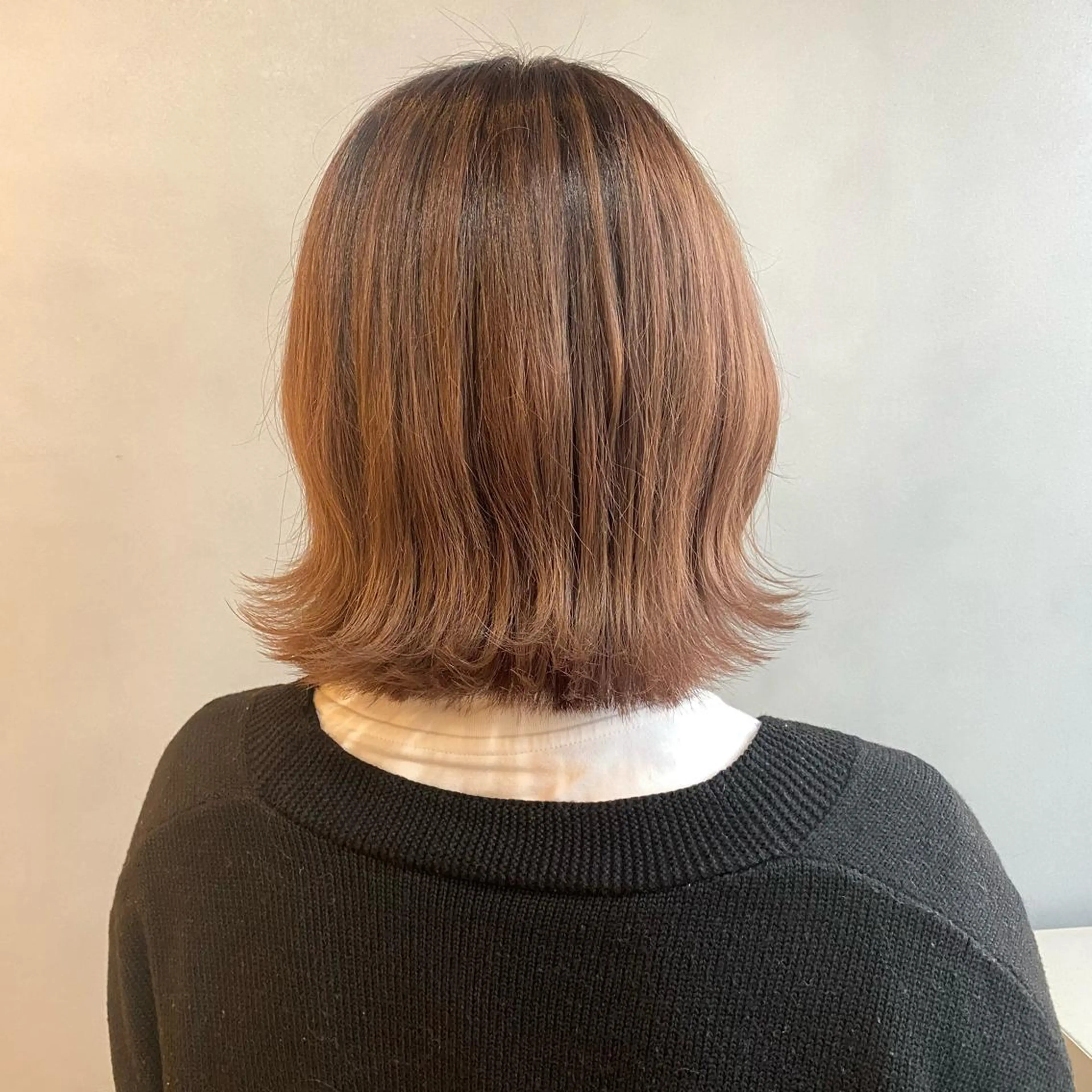ミディアム カラー ベージュカラー ピンクカラー ピンクベージュ カット ヘアカラー トリートメント 🪐SOURCE 塚口　シマブクロ🪐のヘアスタイル