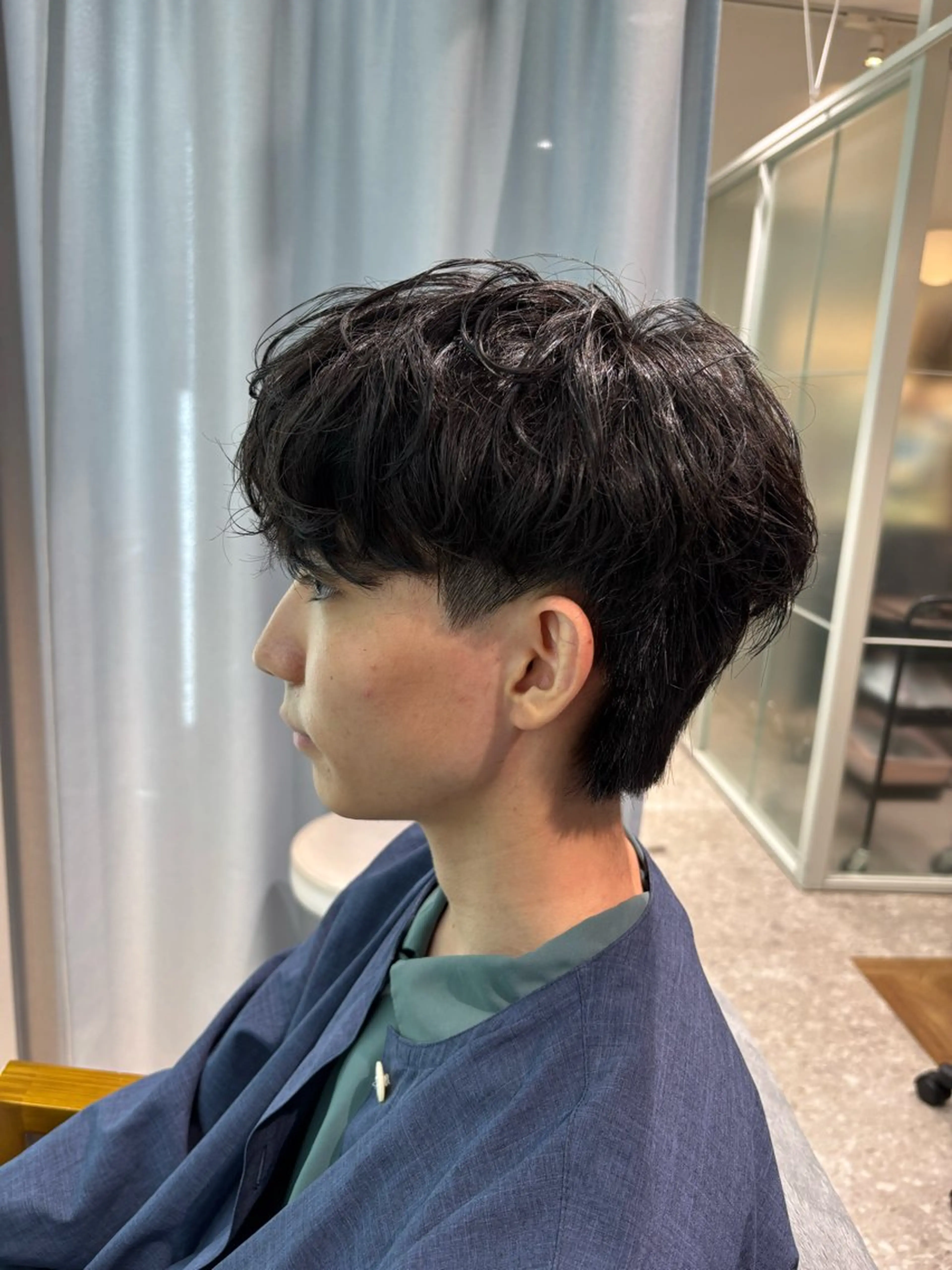 ショート カラー パーマ メンズ特化型美容師 玲弥のヘアスタイル