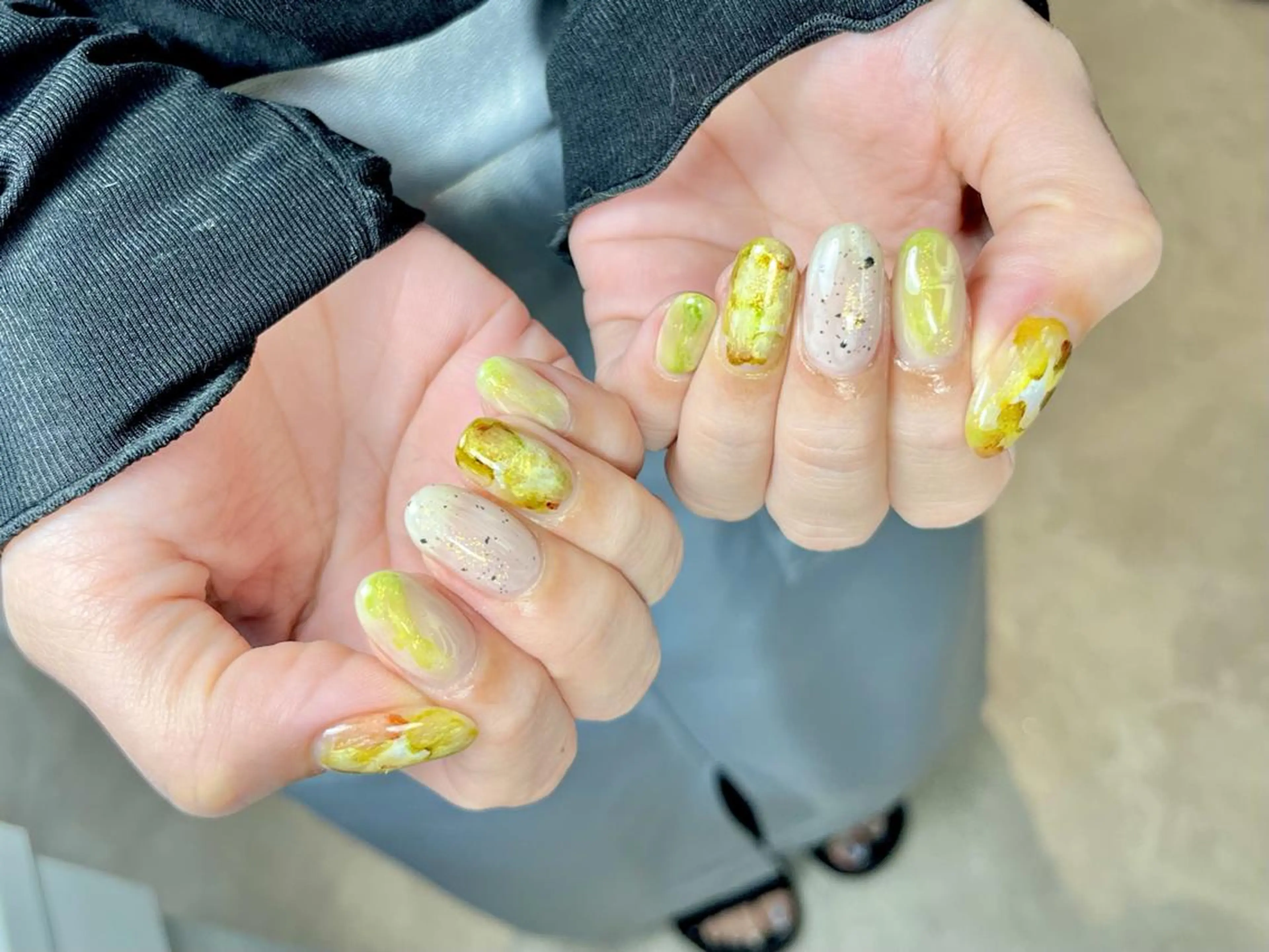 ネイル アートネイル ニュアンスネイル Salute本店 森崎友紀恵のネイルデザイン