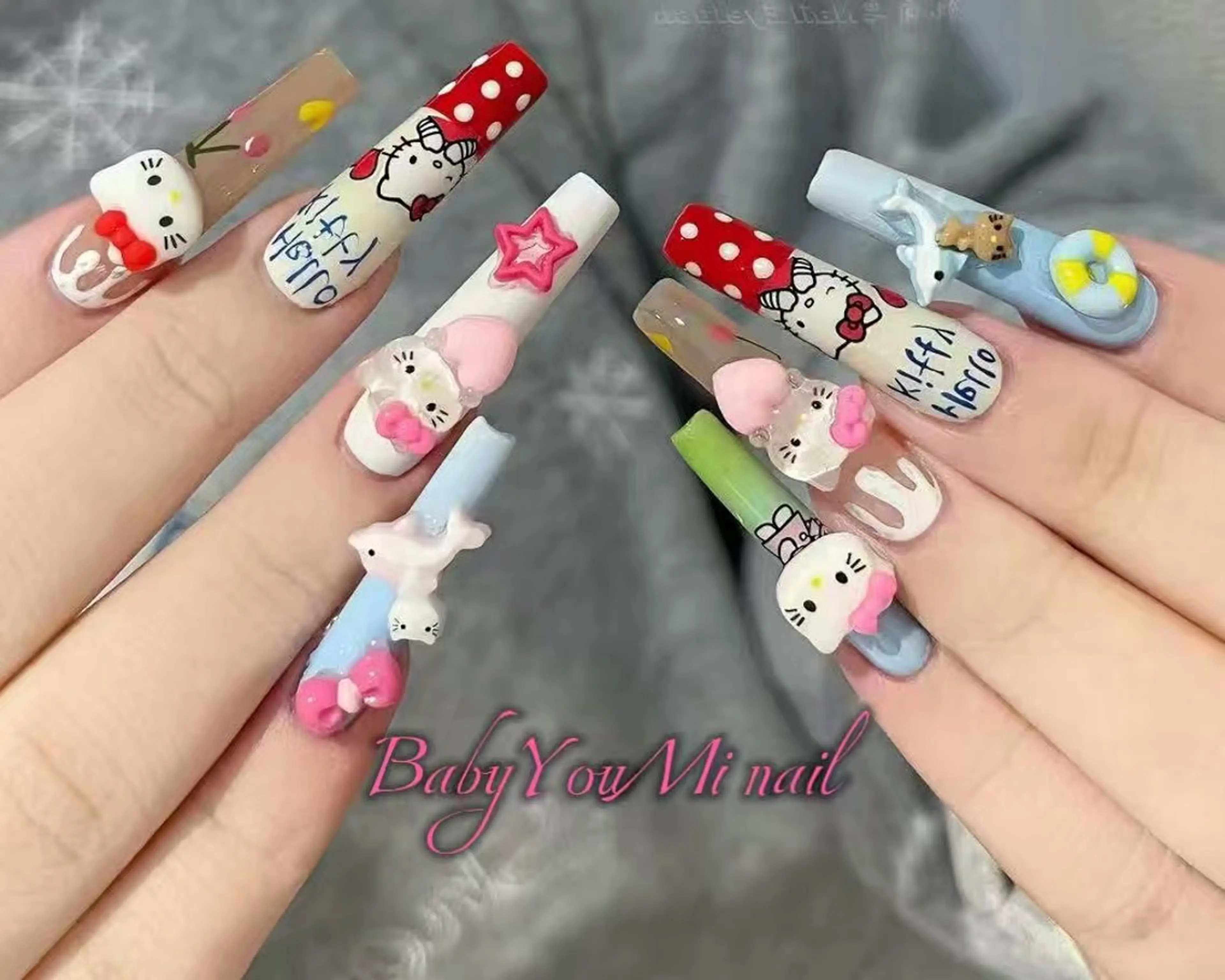 ネイル オーロラネイル フラワーネイル フットネイル フレンチネイル ジェルネイル ハンドネイル BabyYouMi nailのネイルデザイン