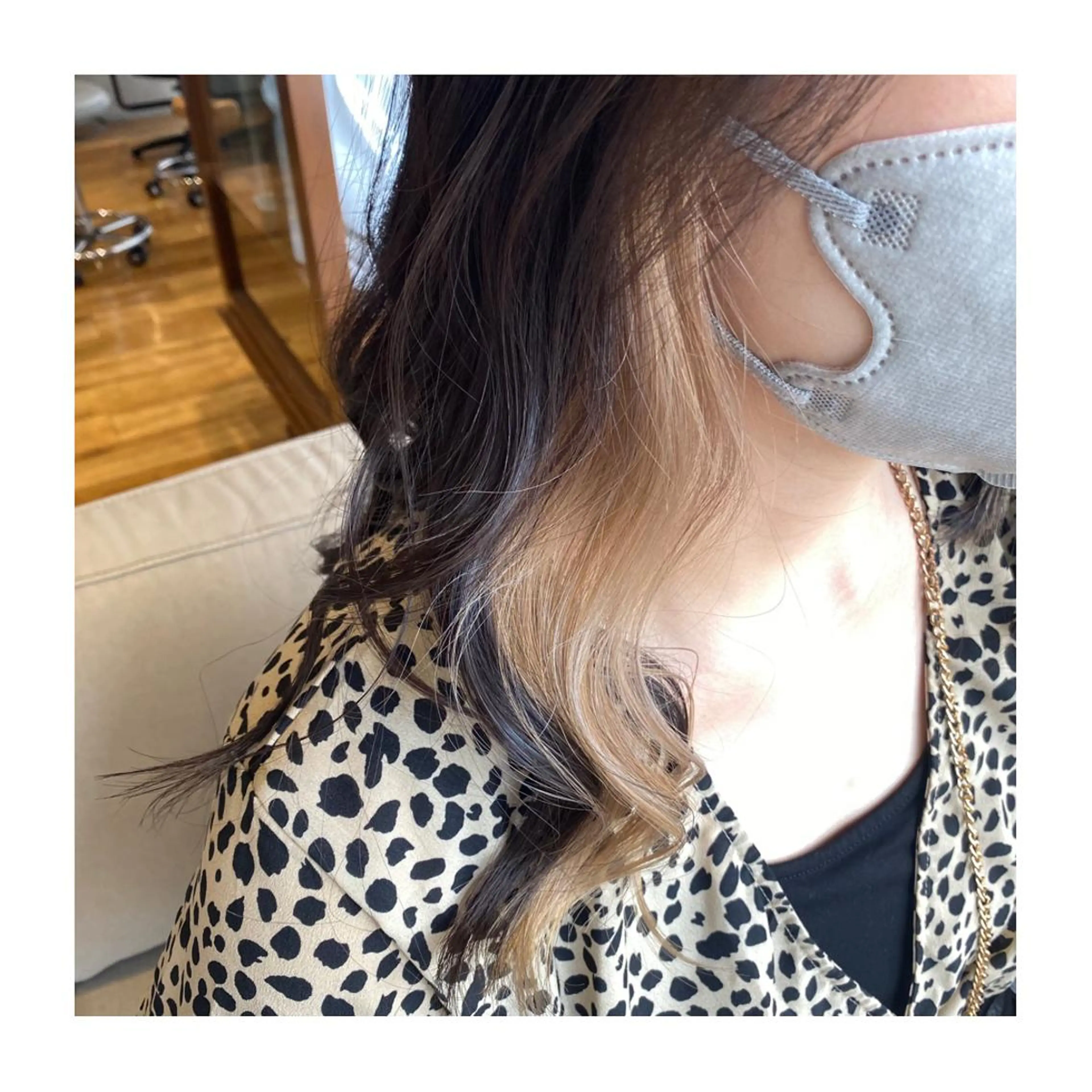 ミディアム カラー ベージュカラー 小國 綾かのヘアスタイル