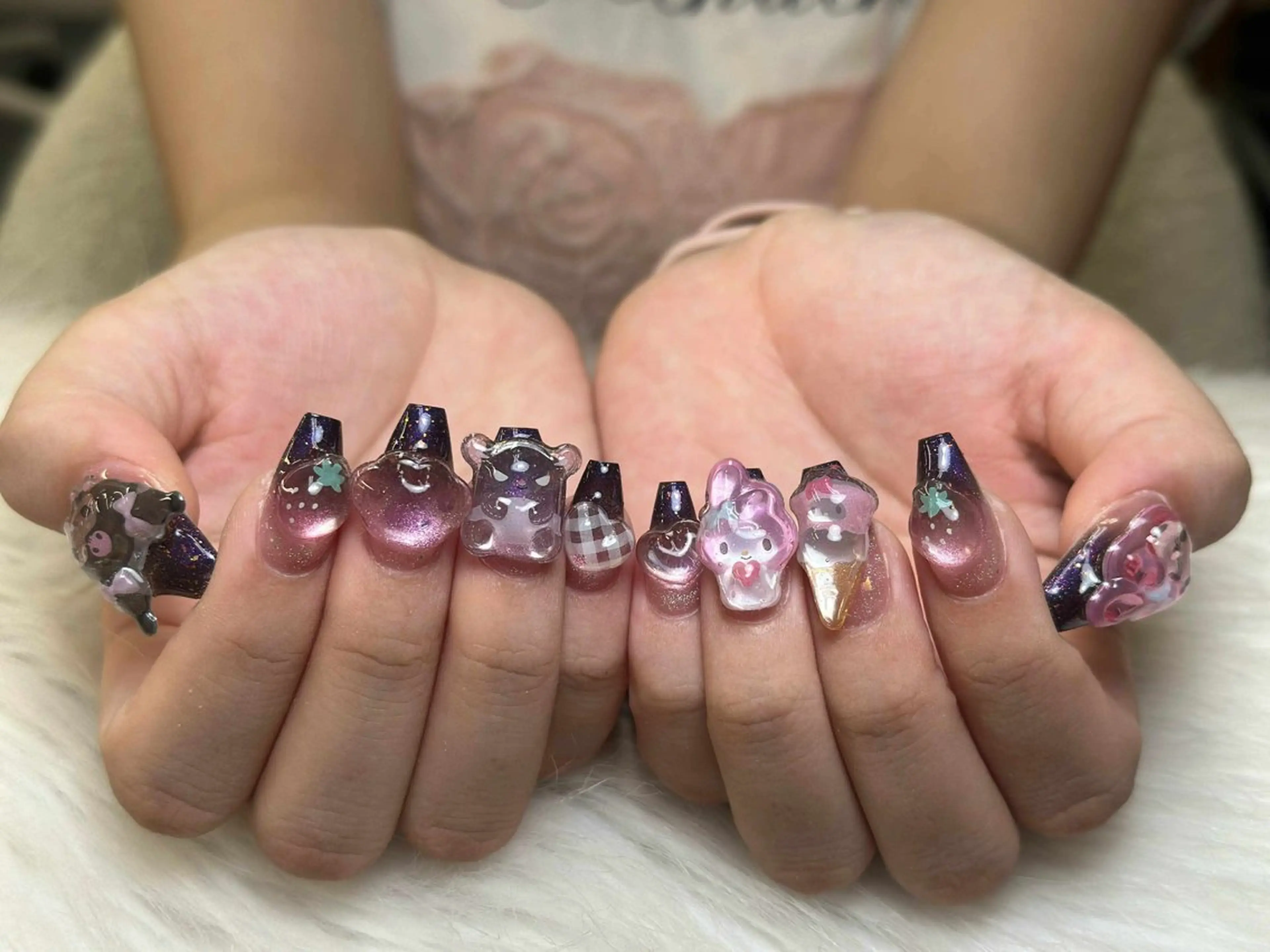 ネイル アートネイル 成人式 ジェルネイル ニュアンスネイル 夏ネイル ハンドネイル Nie Nail Shinokuboのネイルデザイン
