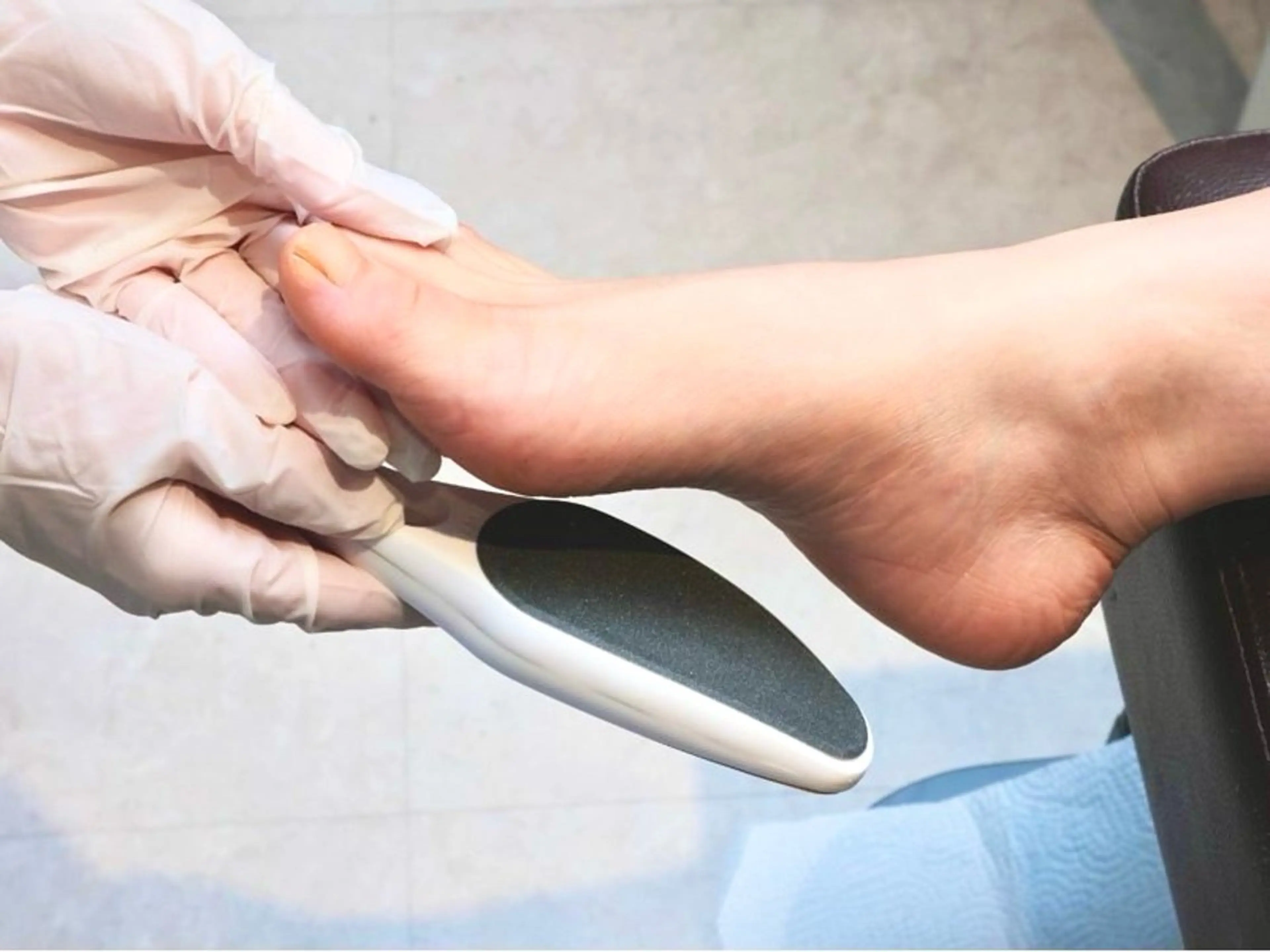 足の角質ケア👣✨の写真