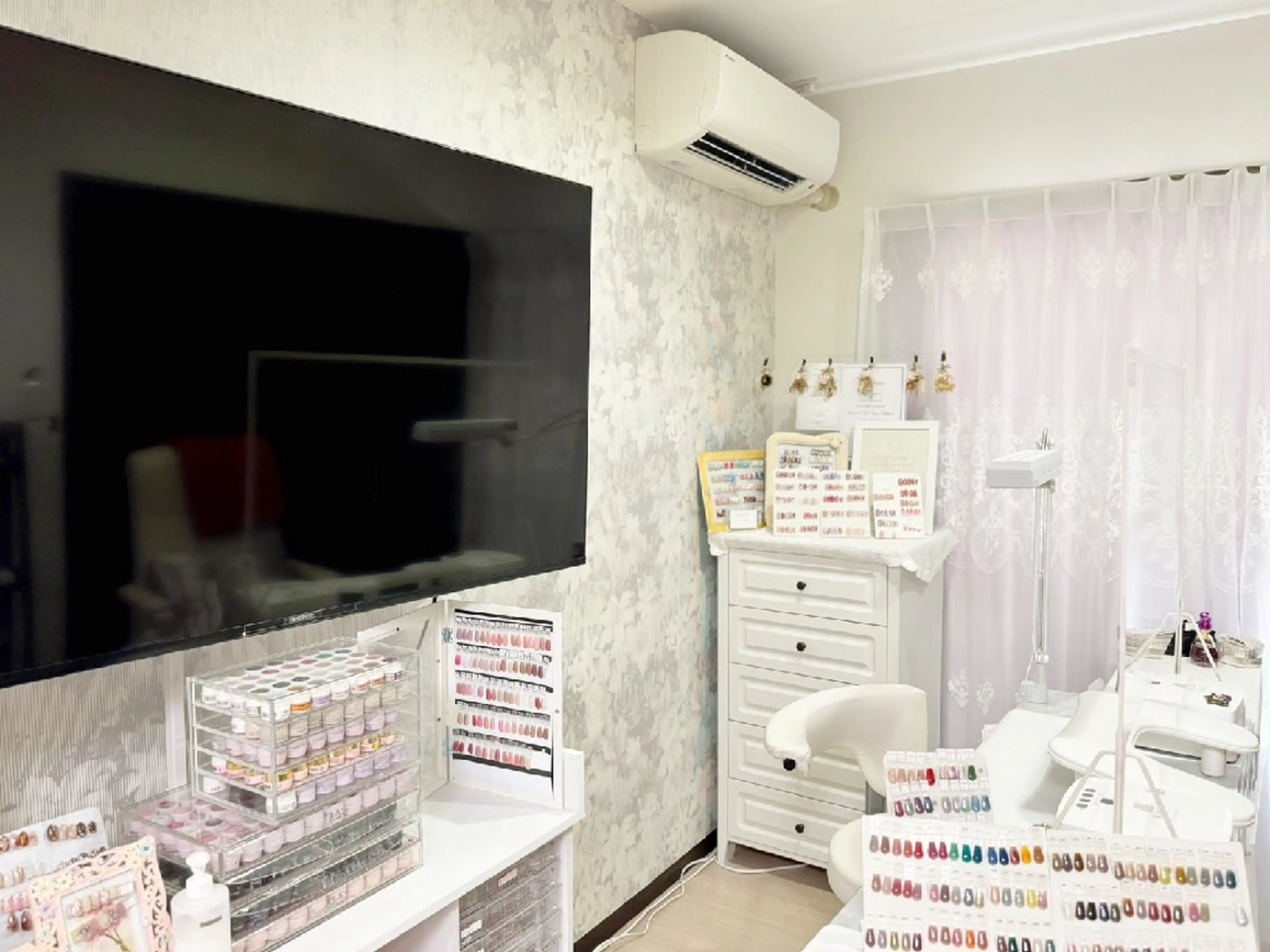 ネイル ジェルネイル マグネットネイル nailsalon pecheのネイルデザイン