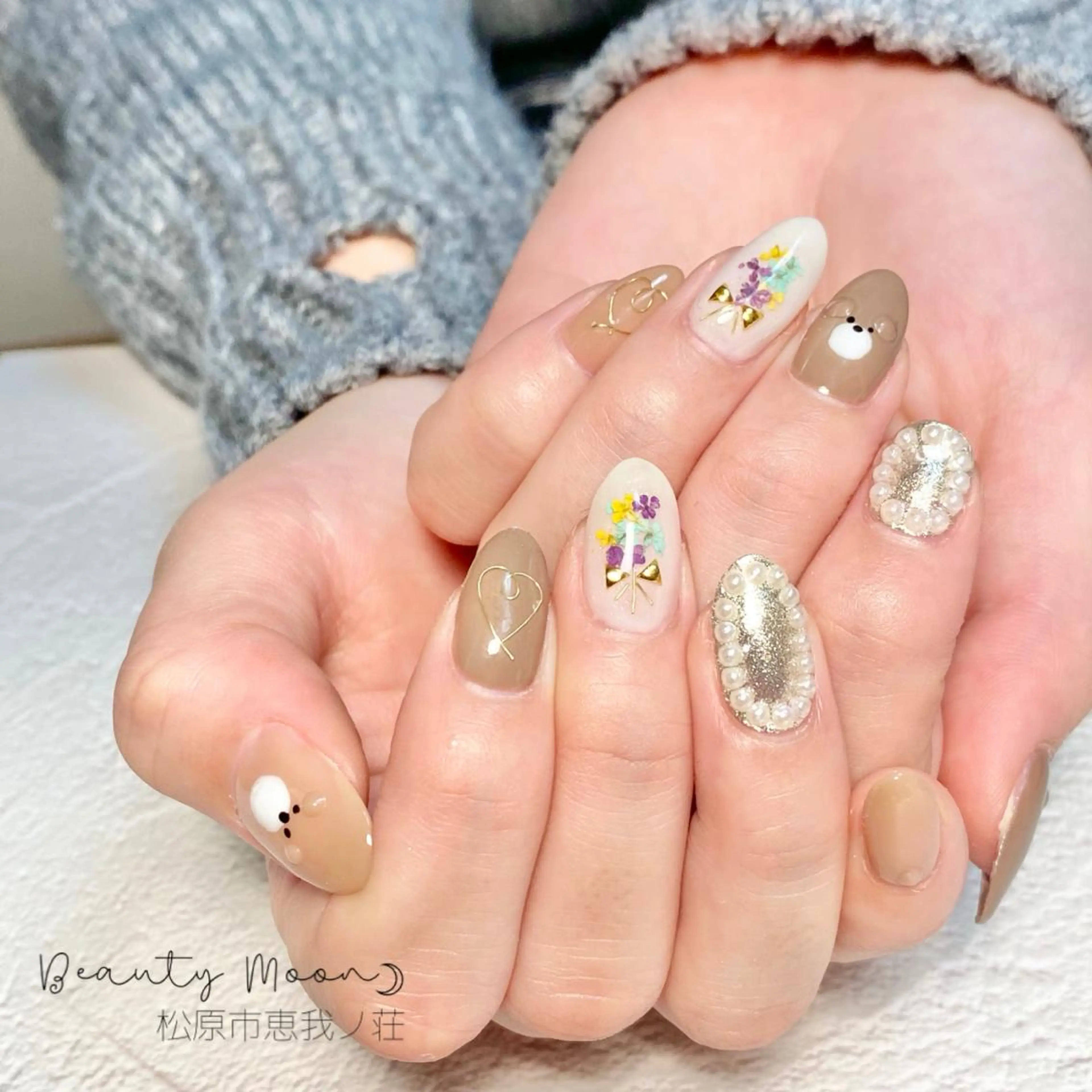 ネイル ジェルネイル ハート パラジェル ピンク ぷっくりネイル beauty ☪︎moonのネイルデザイン