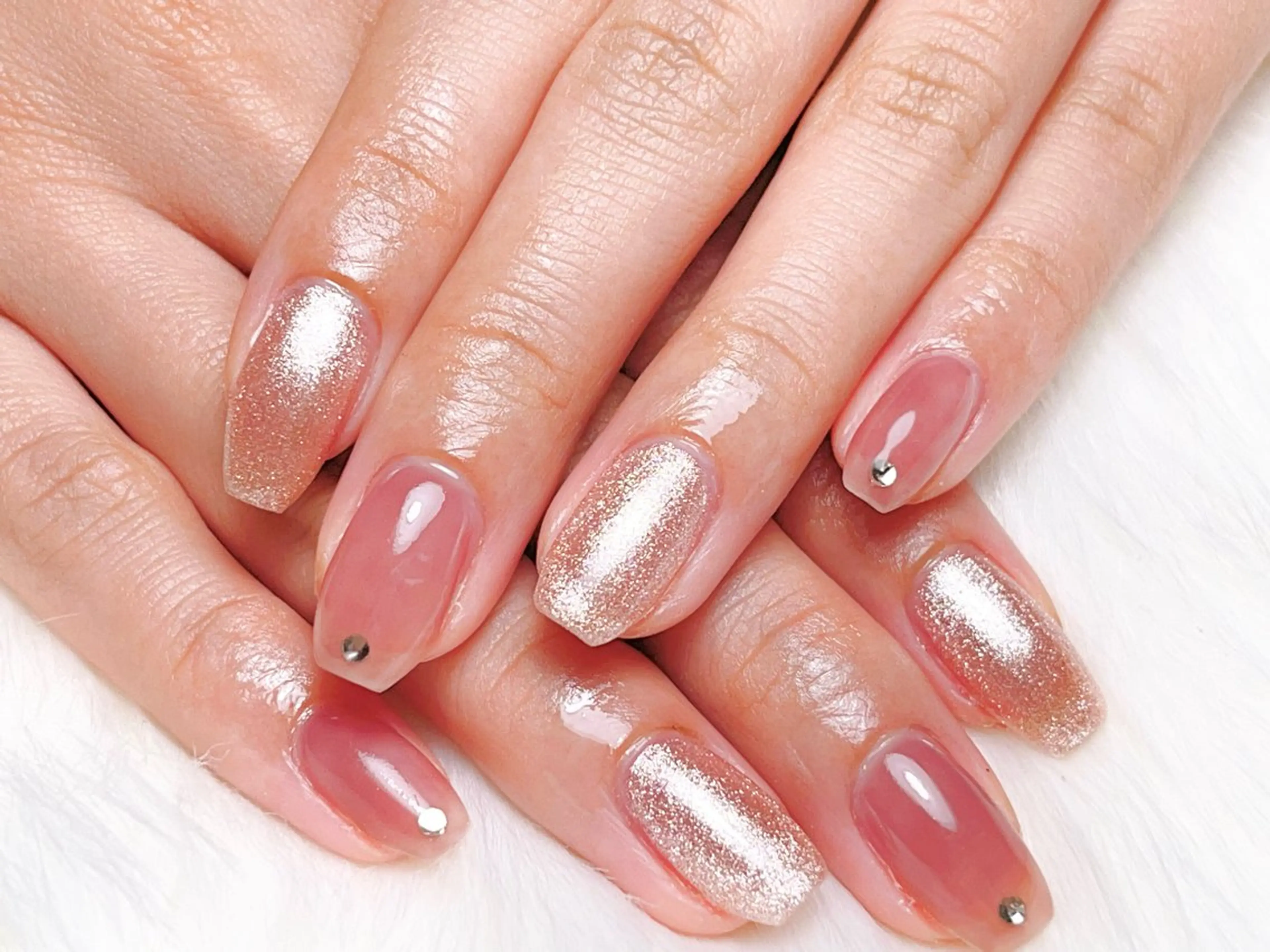 ネイル Rs nail 新宿西口のネイルデザイン