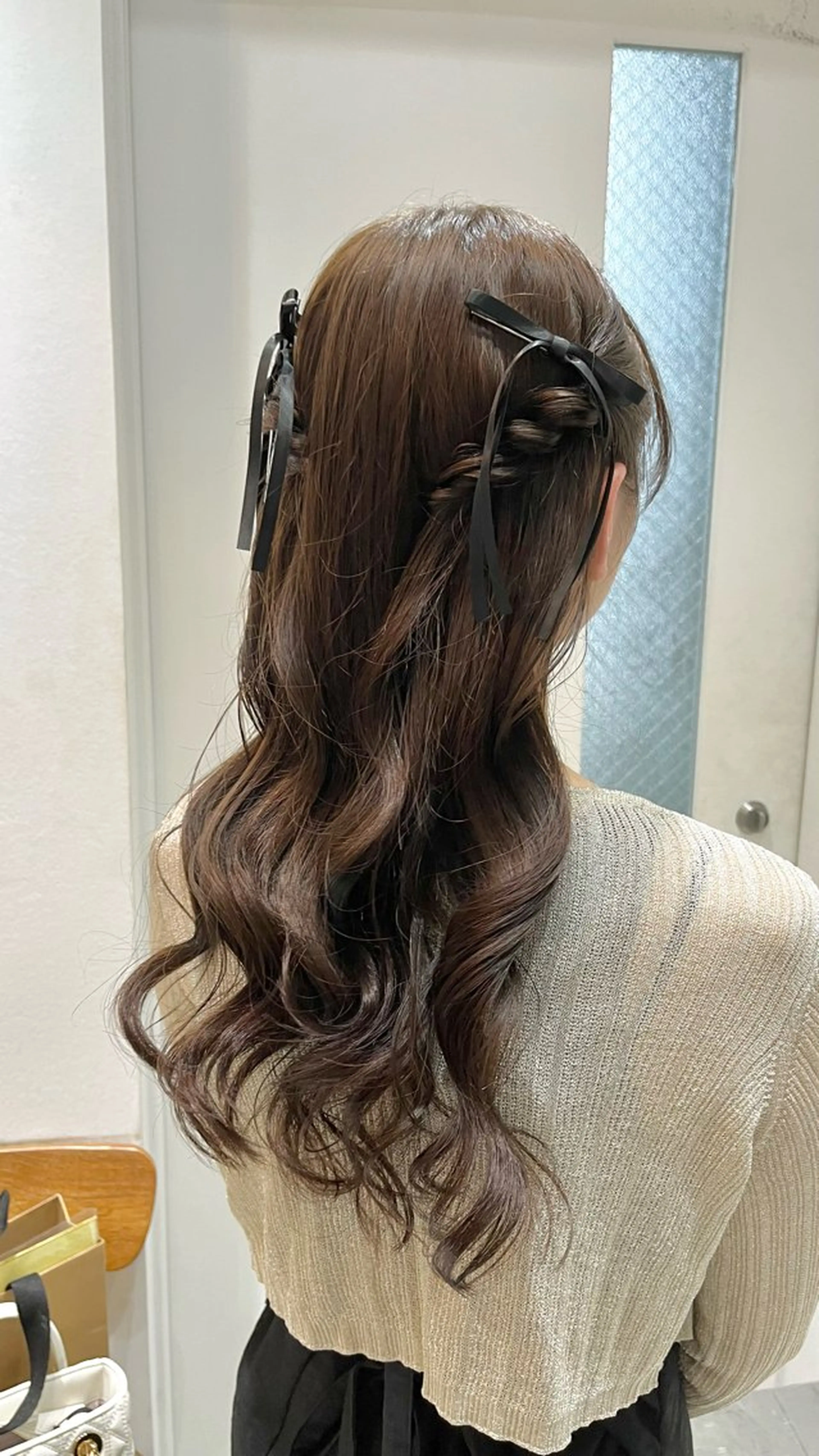 ロング ヨシンモリ ヘアセット 🌈透明感カラー 韓 国ヘアこうたろうのヘアスタイル
