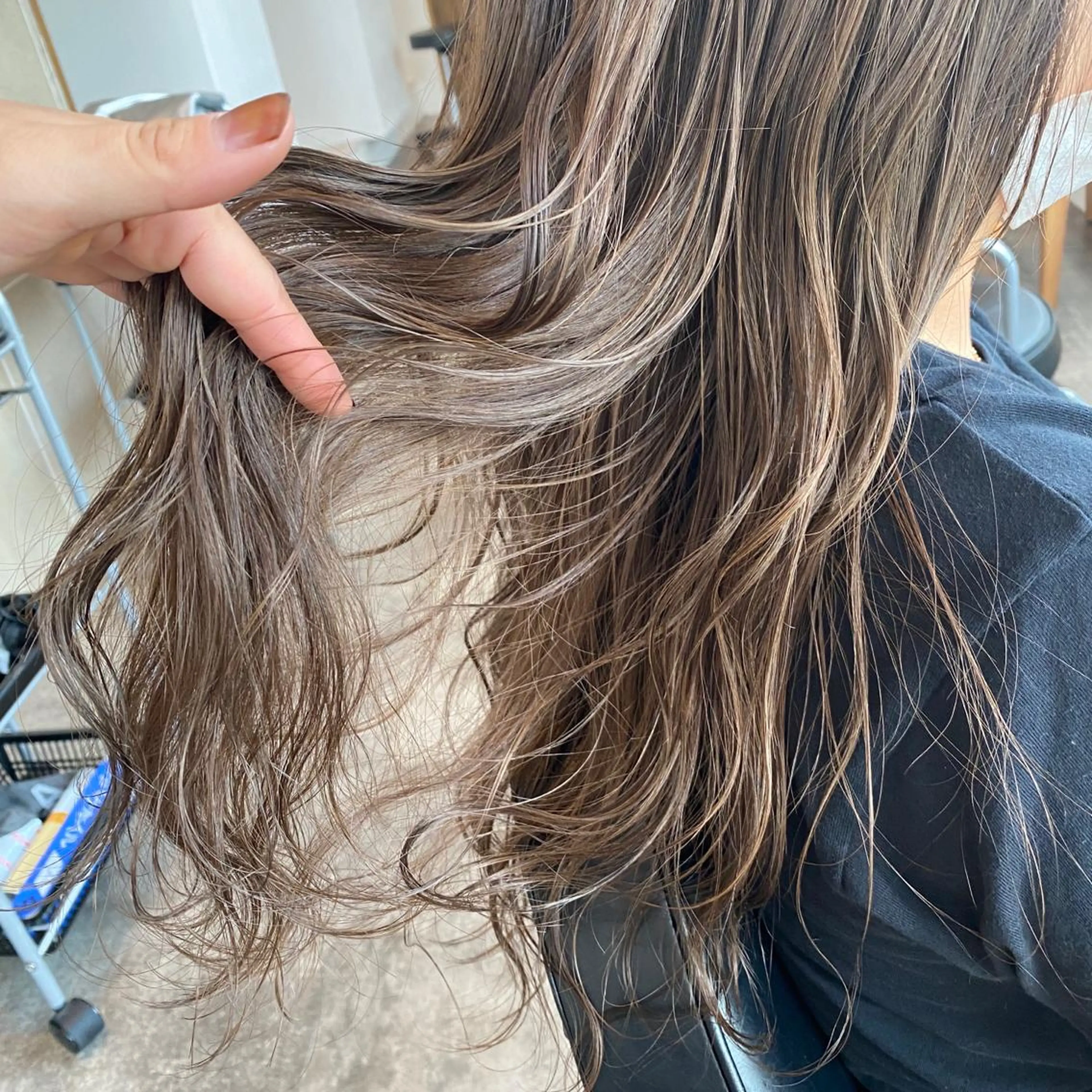 セミロング カット ヘアカラー Lafith hair lit所属・今井 悠菜のヘアスタイル