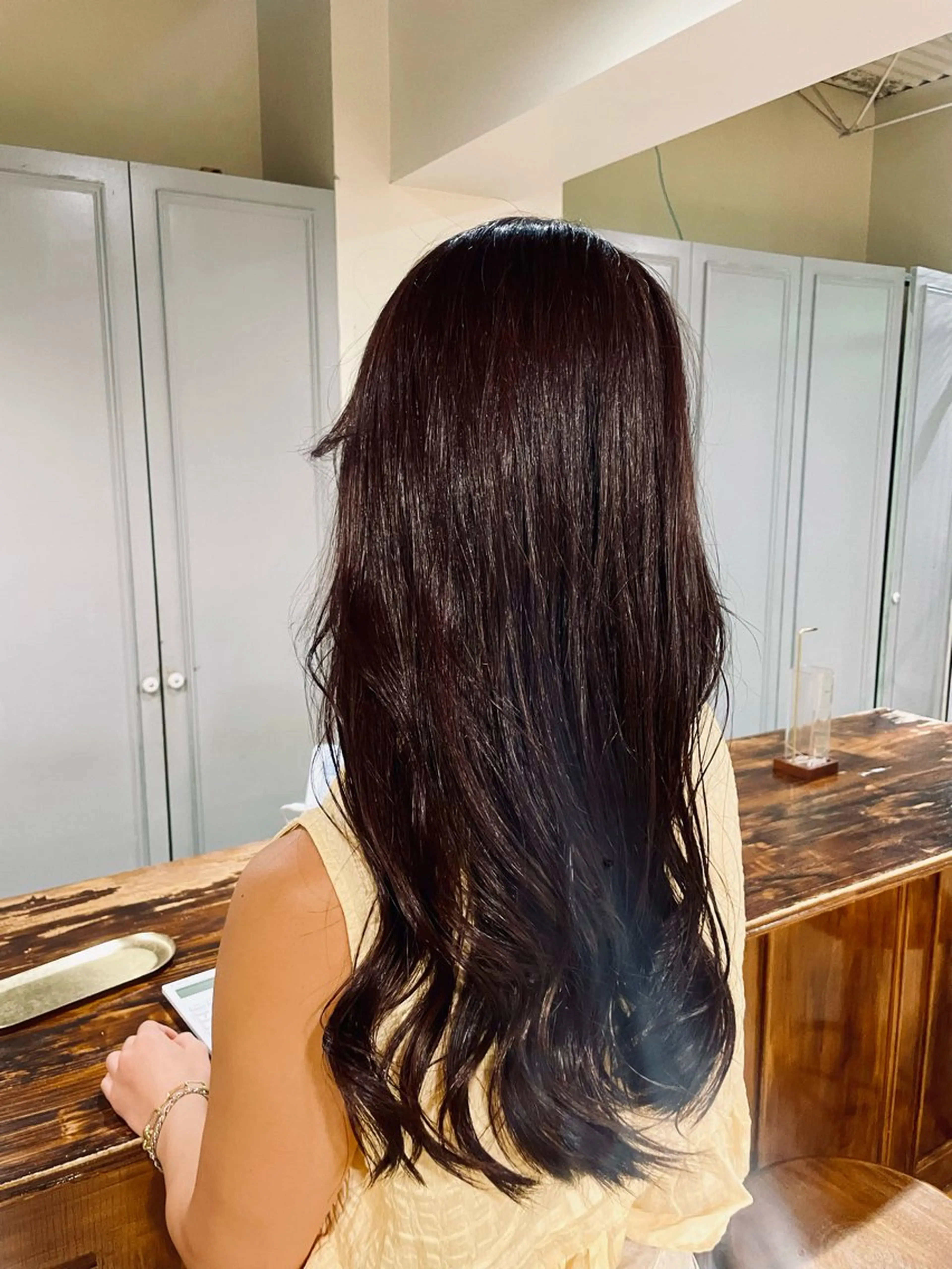 ロング カラー ブリーチ デザインカラー ハイトーンカラー カット ヘアカラー トリートメント 🤩噂のMr.髪ポジ ティブ®️yu🤩のヘアスタイル