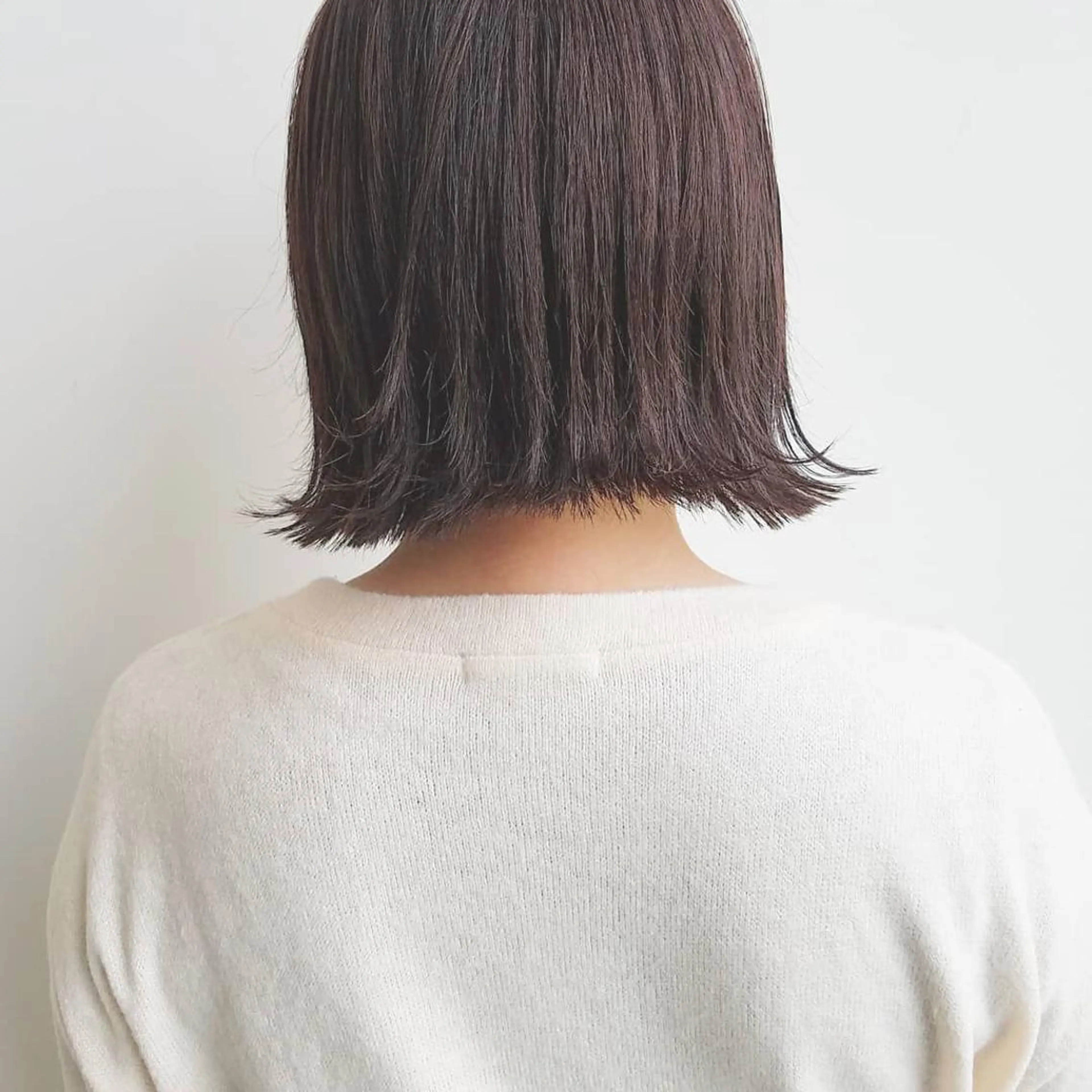 ショート カラー ボブ 外ハネヘア カット トリートメント Beach private salon所属・Beach 代表 KENTAのヘアスタイル