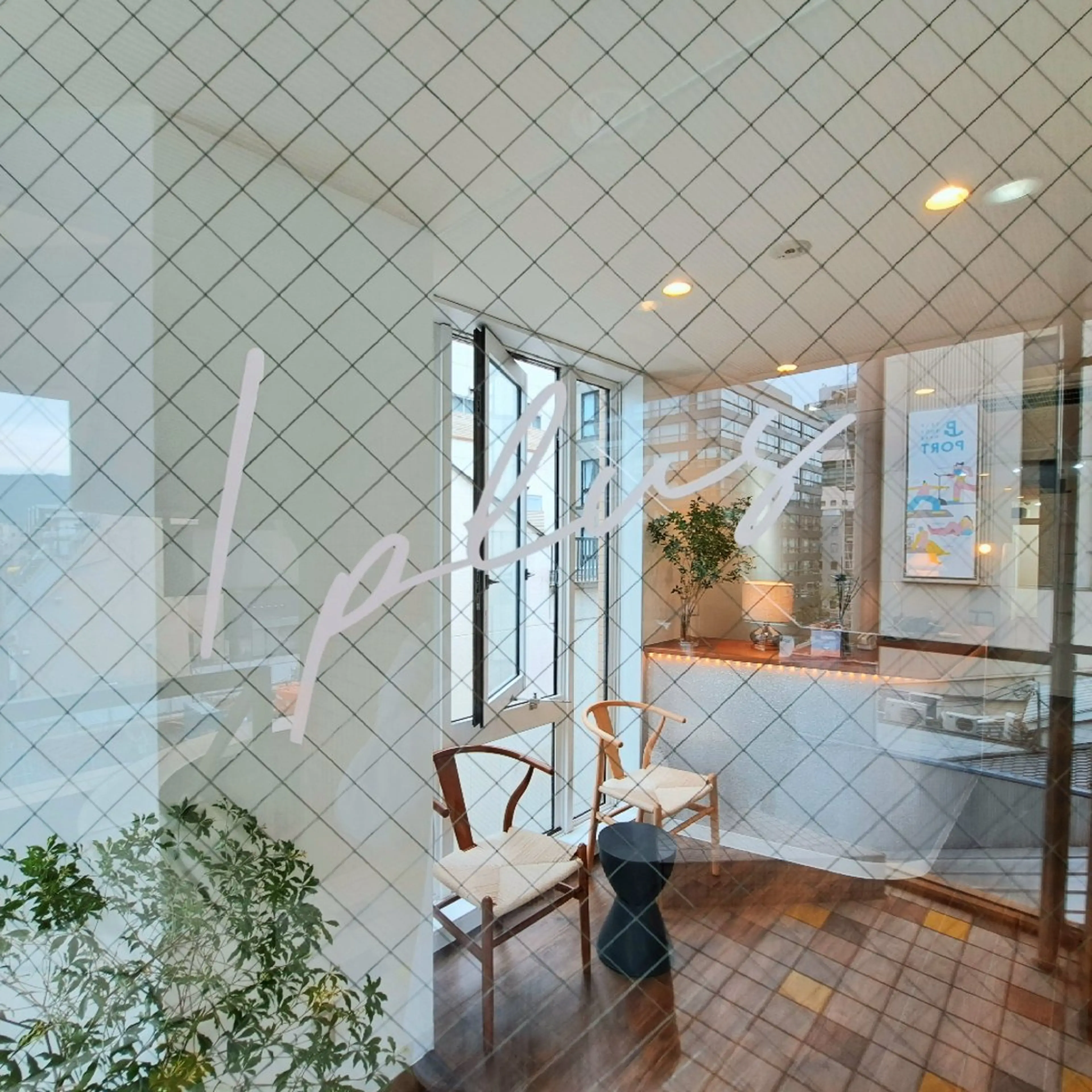 アイブロウ メンズ iplus✴ まつげ、眉毛、耳つぼのマツエク・マツパデザイン