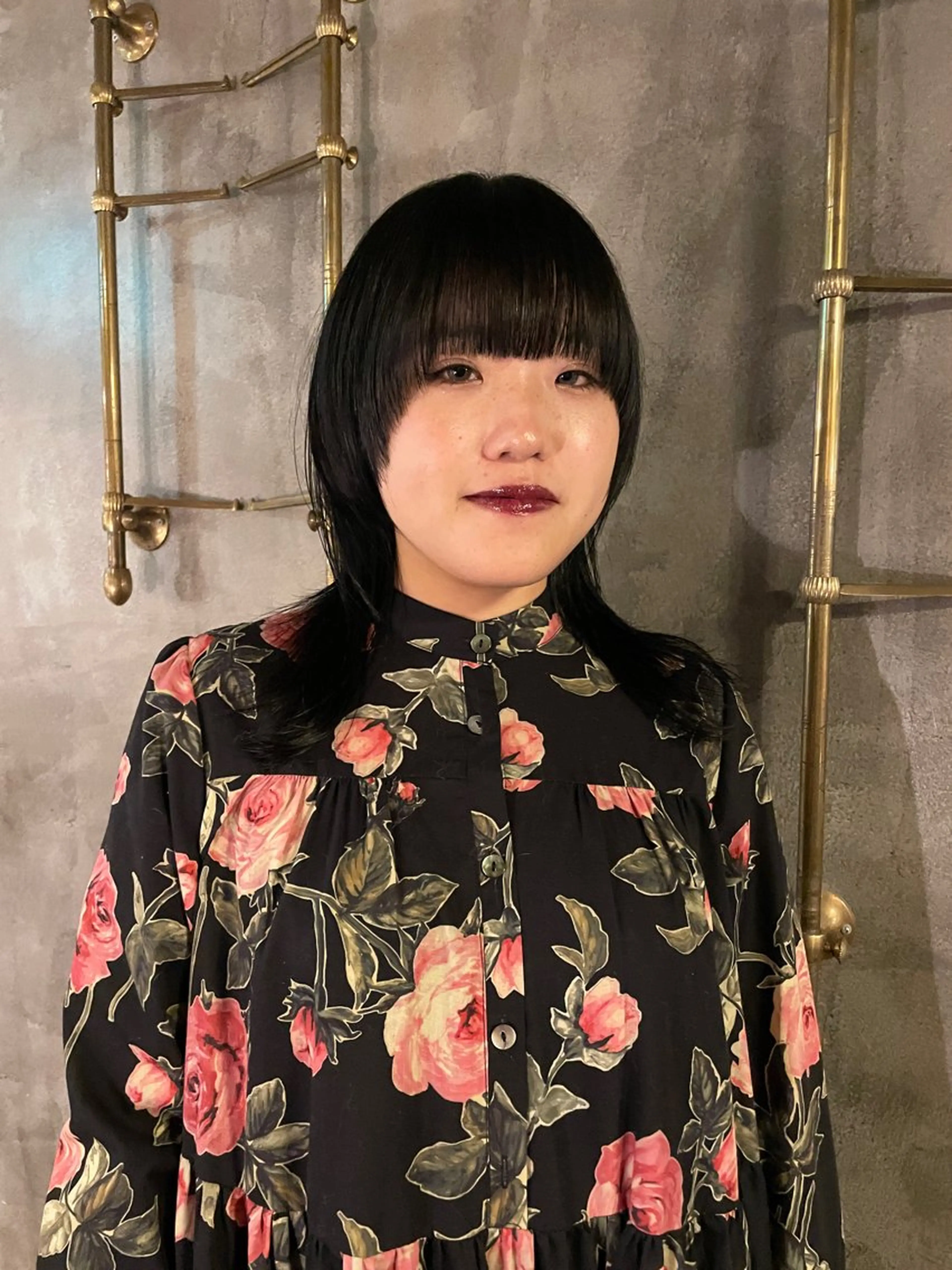ミディアム カラー パーマ ヘアアレンジ カット ヘアカラー トリートメント レイヤー/ 透明感カラー/マドカのヘアスタイル