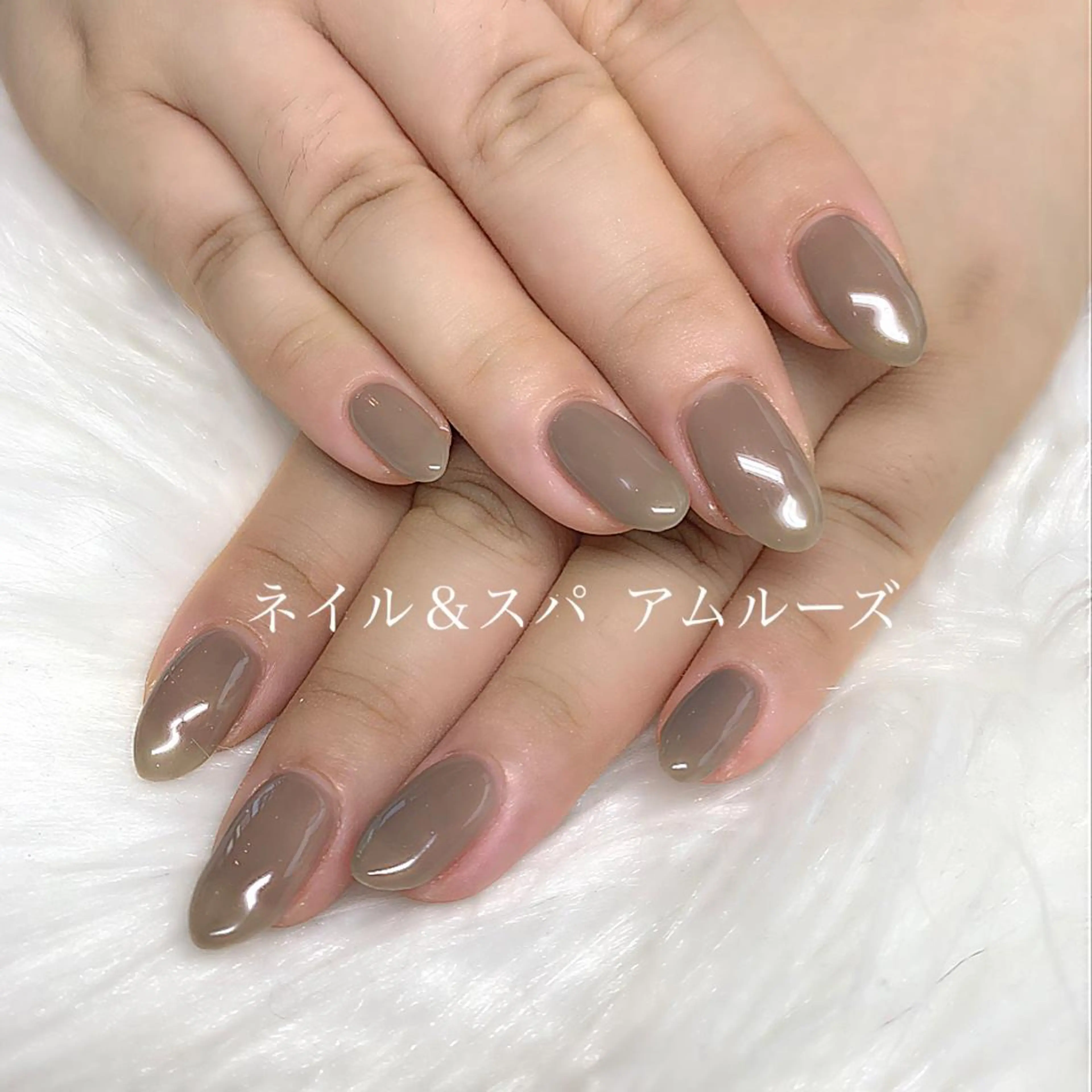 ネイル オフィスネイル ワンカラーネイル シンプルネイル Amoureuse KARENのネイルデザイン