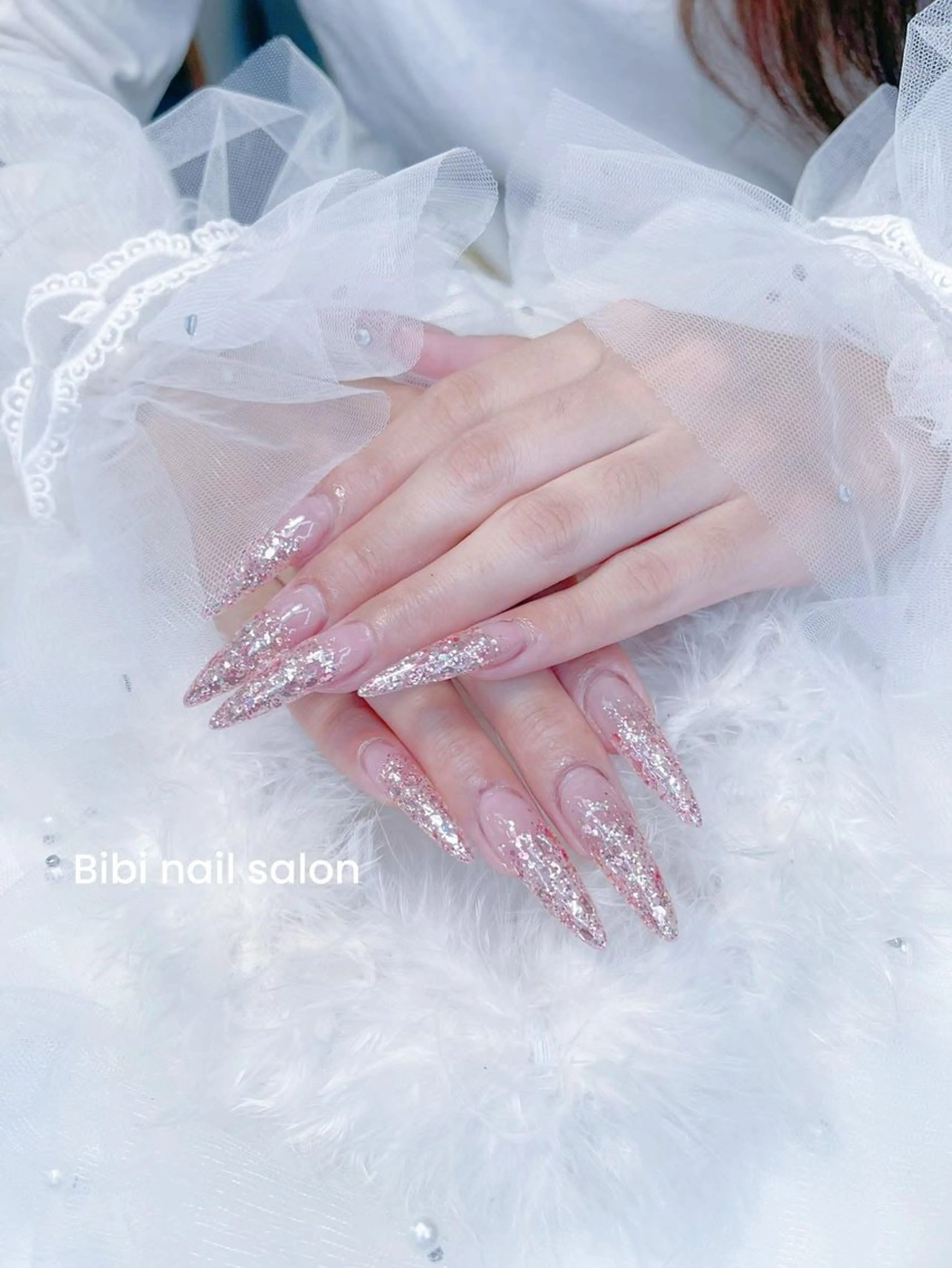 ロング ハンドネイル Bibi beauty spa Osaka所属・Chann Channのネイルデザイン