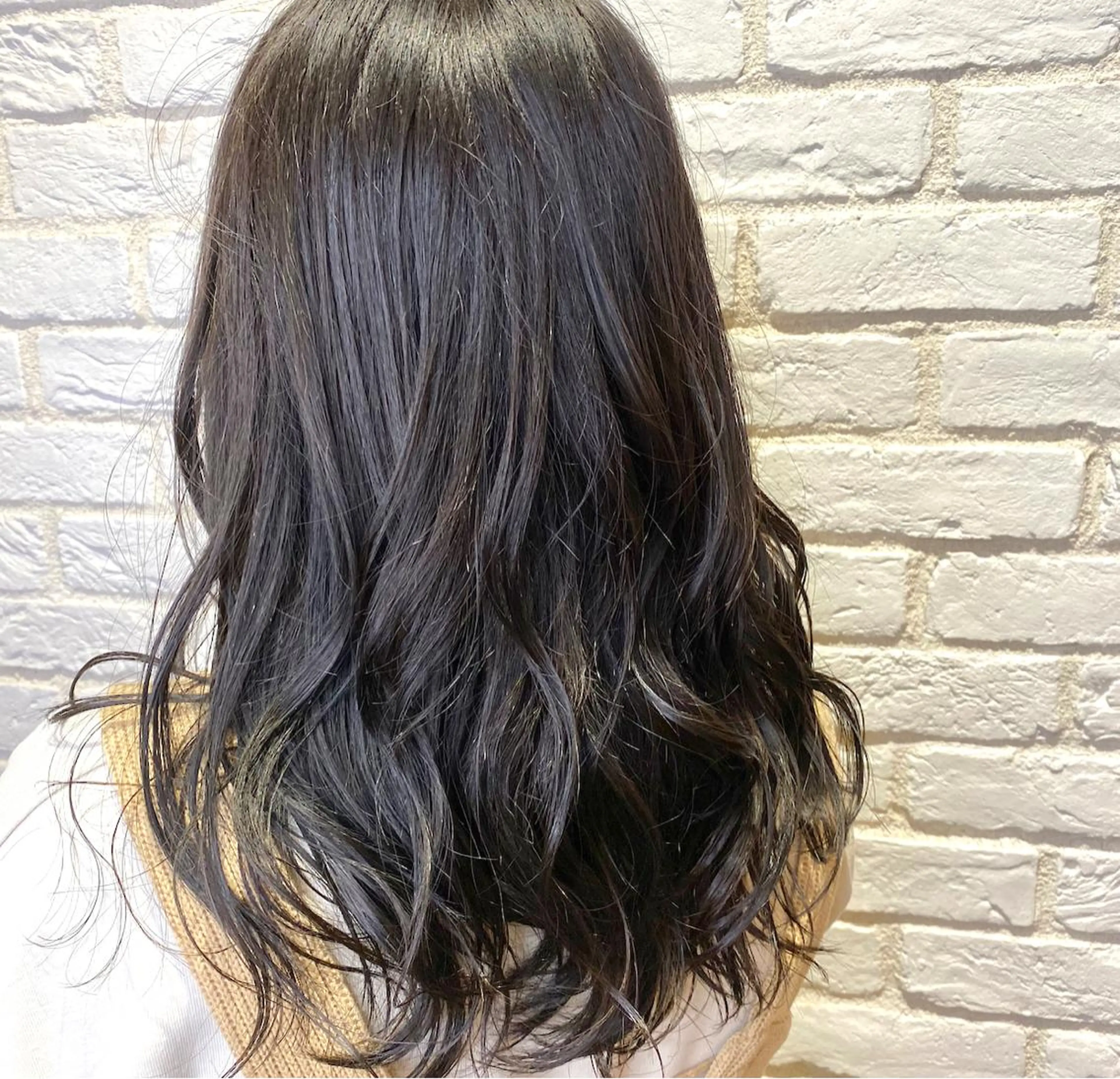 ロング カラー TRUCK トラックのヘアスタイル