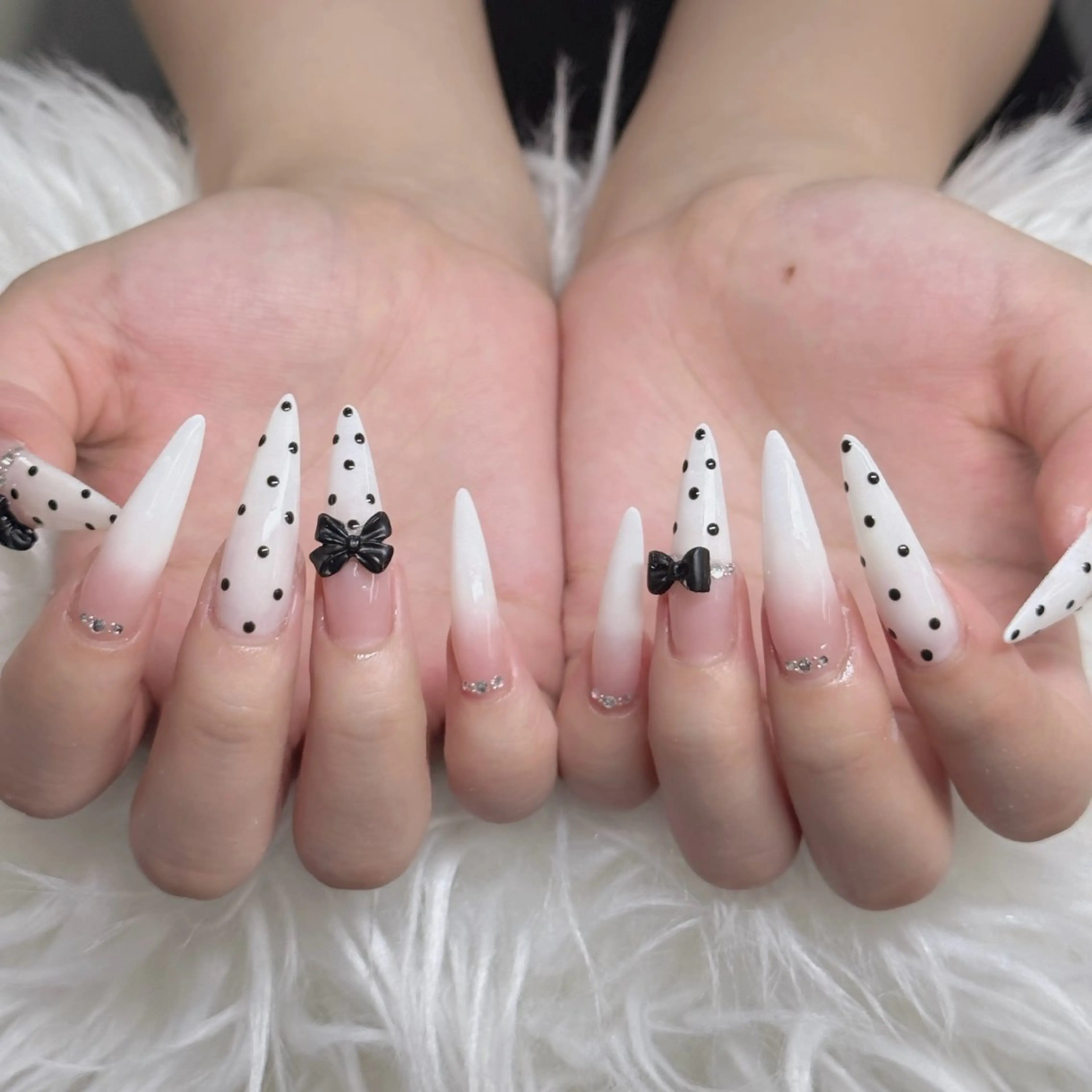 ネイル ロングネイル マグネットネイル リボン 夏ネイル スーパーロングネイル Hani nailsalonのネイルデザイン