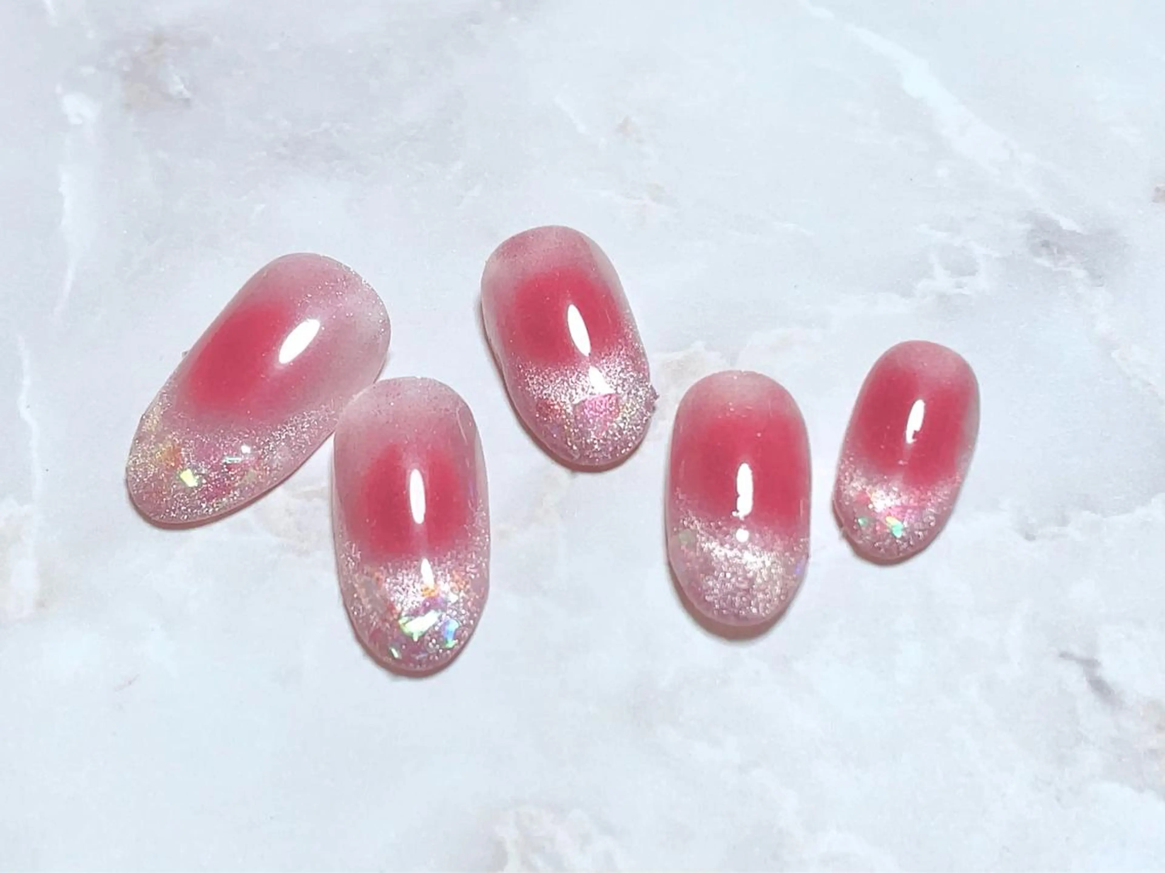 ネイル オーロラネイル チークネイル フレンチネイル マグネットネイル マグネットフレンチ 𝐻𝑎𝑝𝑝𝑖 𝑛𝑒𝑠𝑠のネイルデザイン