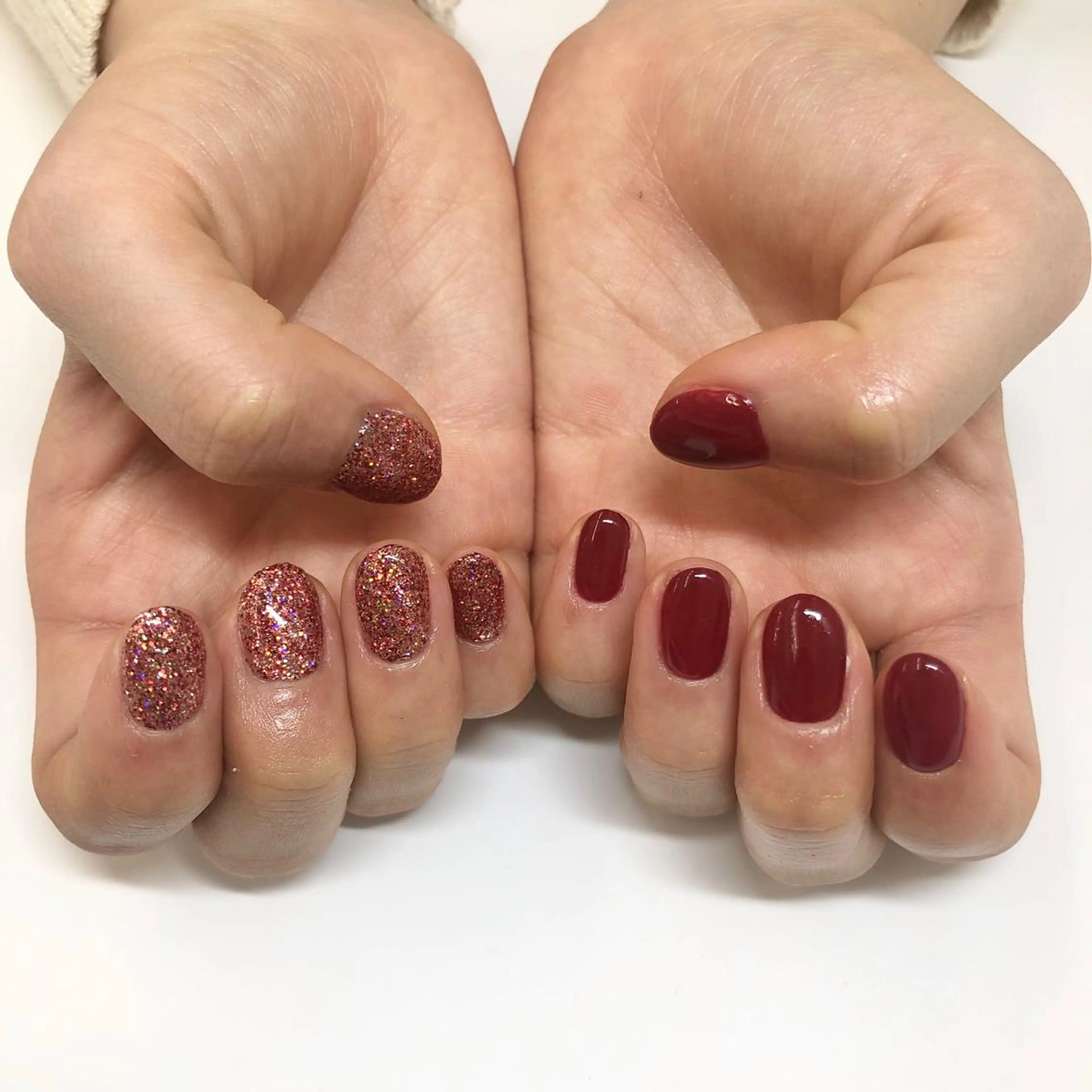 ネイル ラメ(グリッター) 赤色 🎀AYAKO 🎀中韓ネイルのネイルデザイン