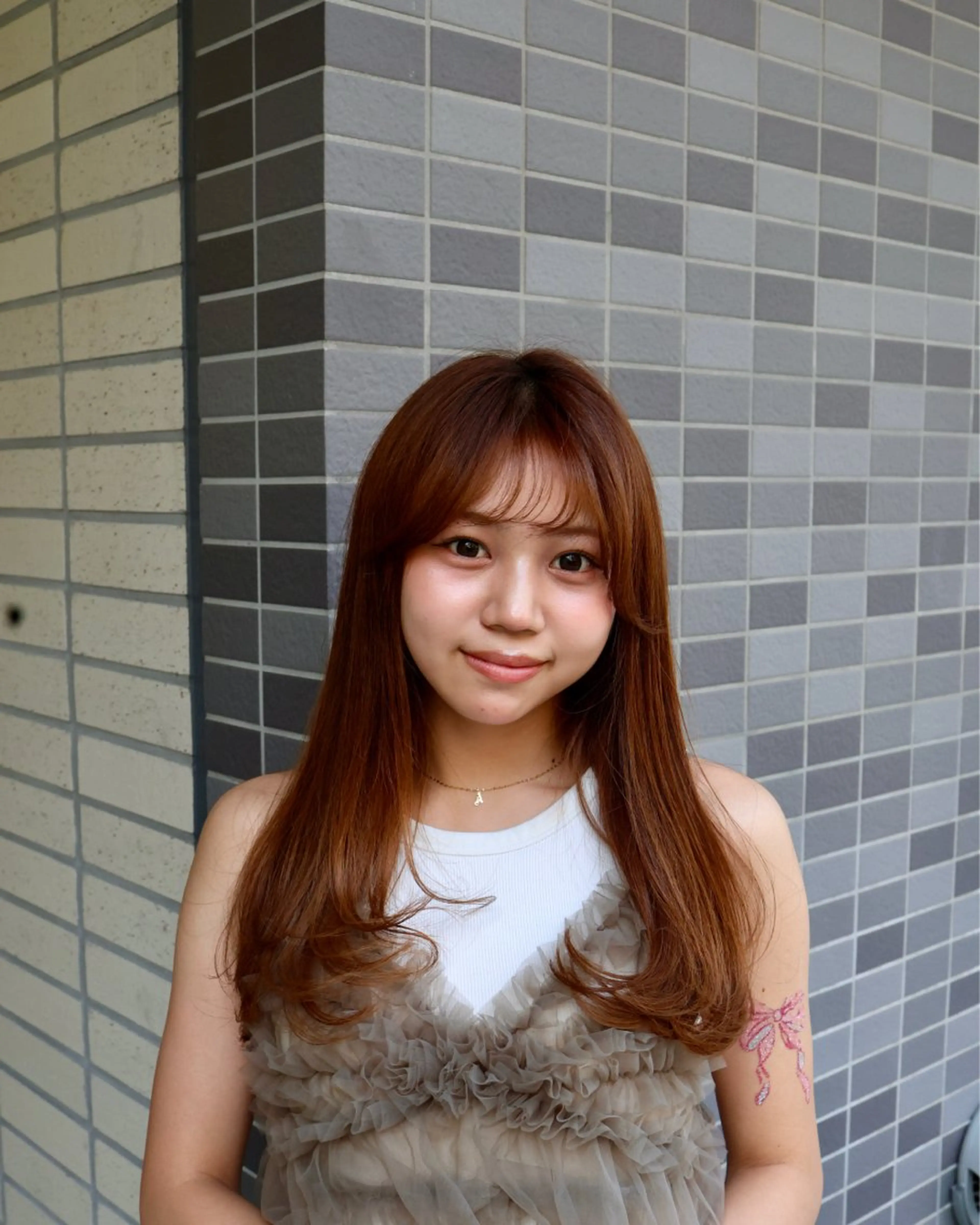 セミロング 透明感カラー🎨 磯部拓磨のヘアスタイル