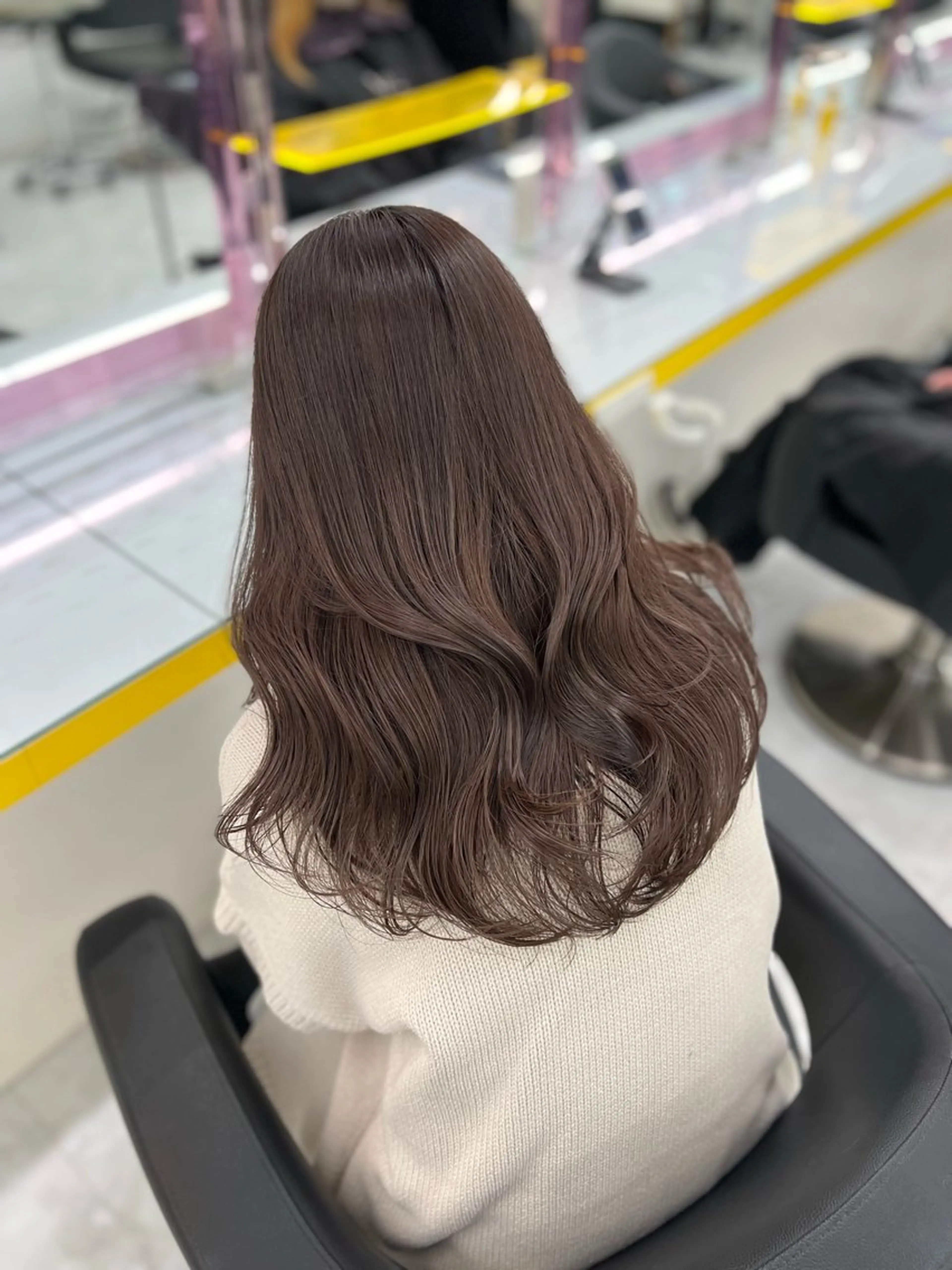 セミロング カラー ベージュカラー ブリーチ ボルドーカラー ブラウンカラー カシス ヘアカラー トリートメント 💖暖色系の プロ💖RINAKOのヘアスタイル
