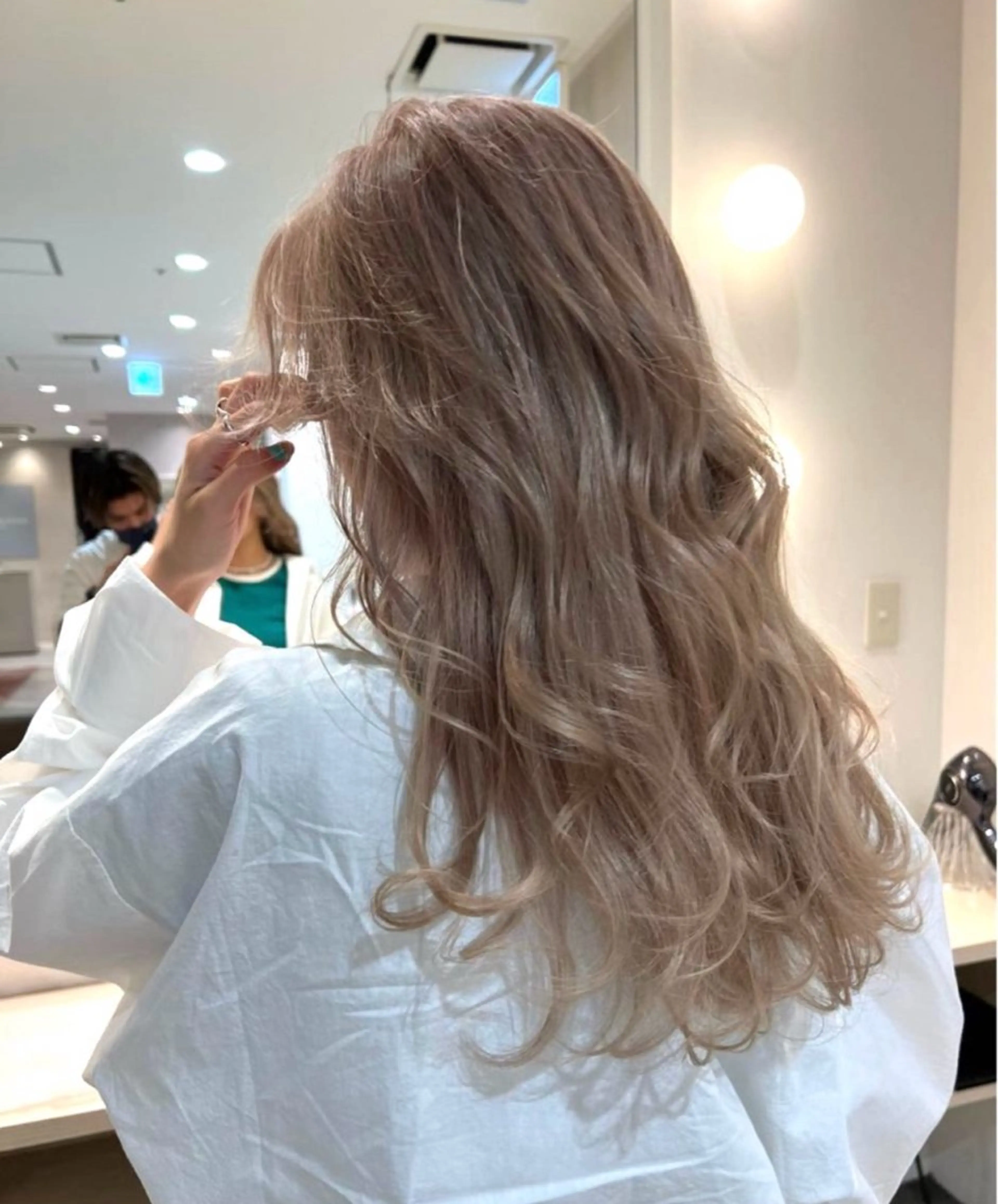 ロング カラー ヘアカラー 🇺🇸海外デザイン iCON TOKYOのヘアスタイル