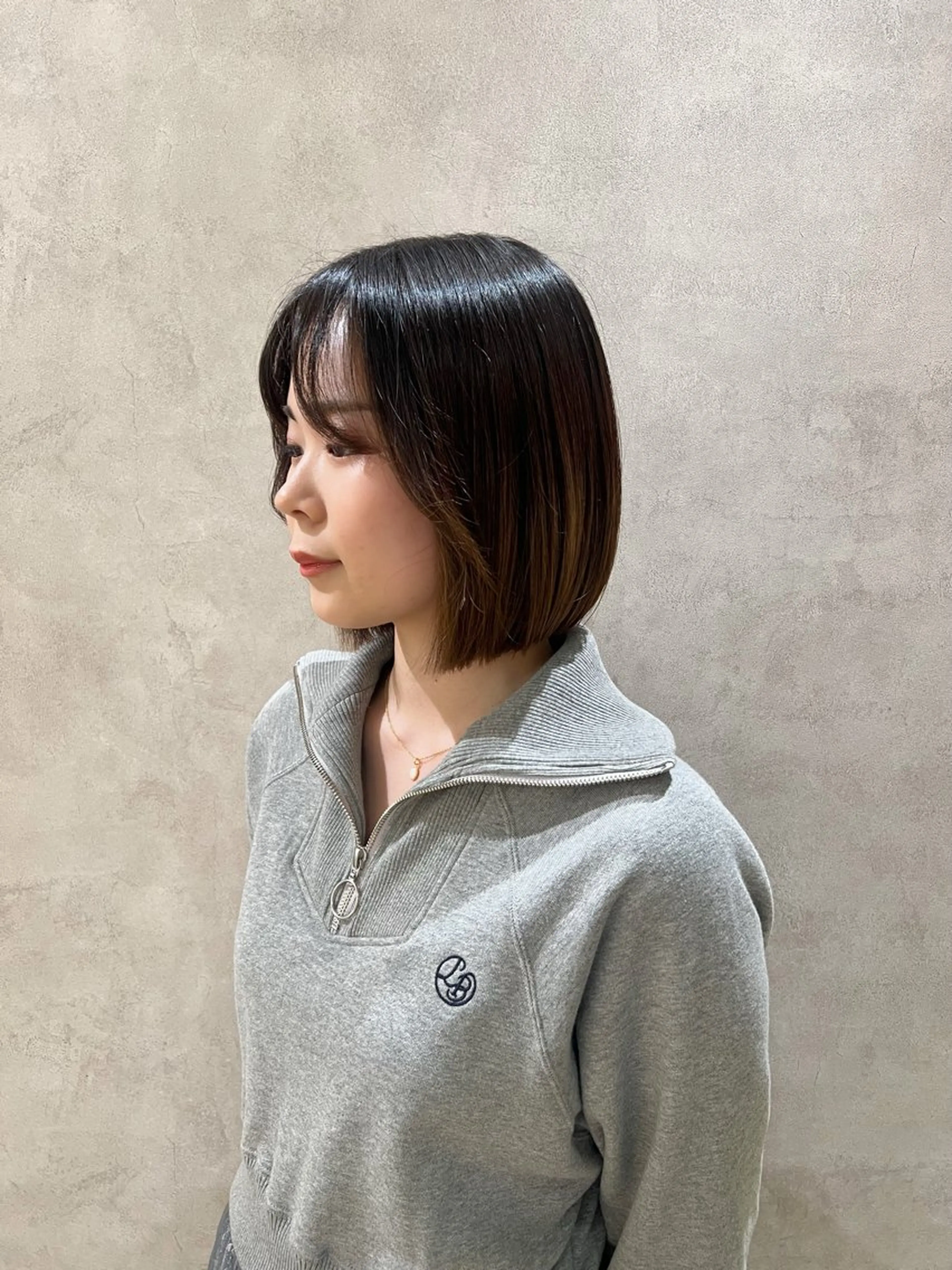 ミディアム ボブ 顔周りカット レイヤーカット 茂木 未海のヘアスタイル