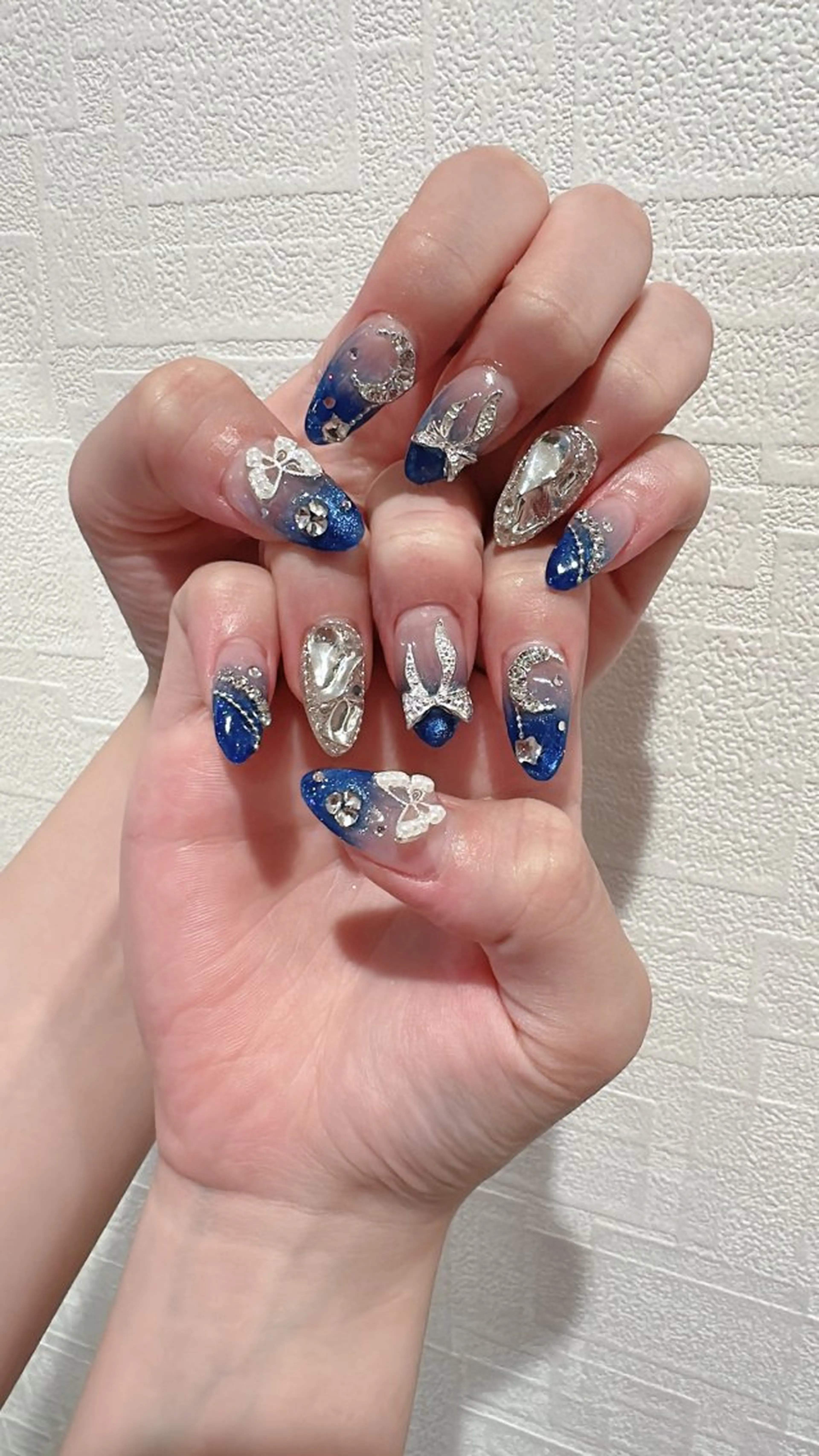ネイル ハンドネイル スカルプ専門鈴木 里奈のネイルデザイン