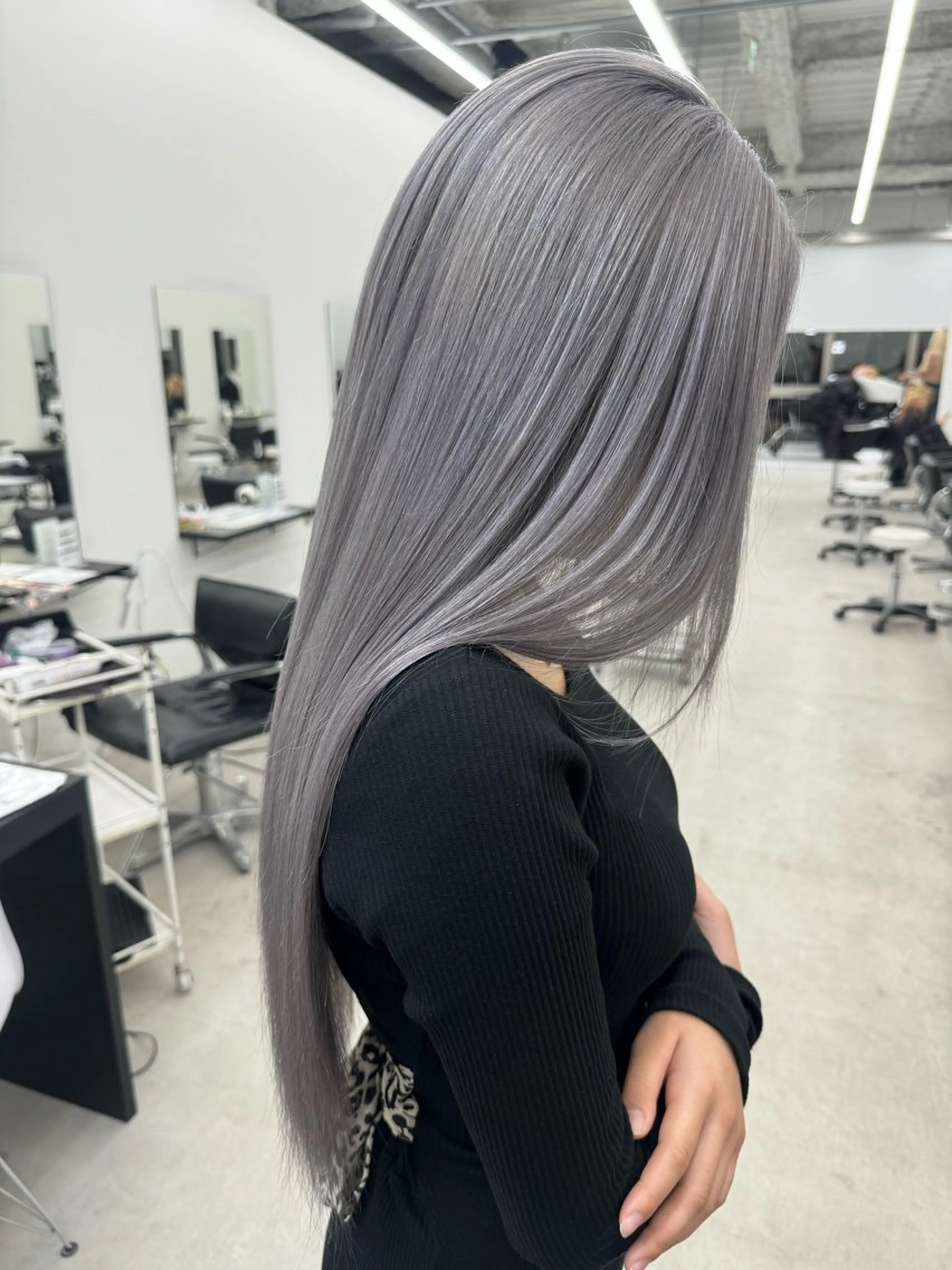 全体1ブリーチ+オンカラー¥3700【透明感のあるフルブリーチクーポン】の写真