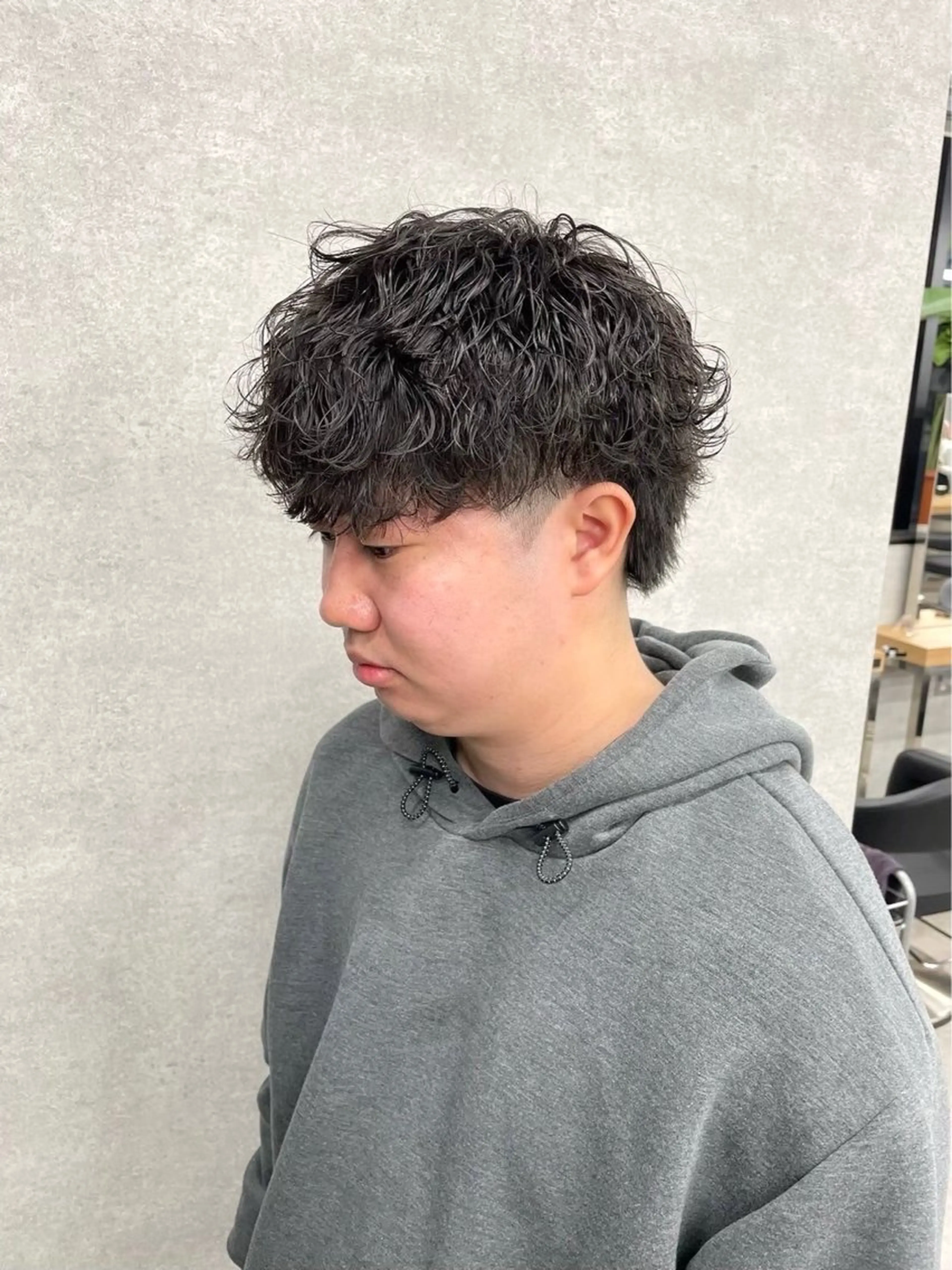 パーマ メンズ 女子ウケNo.1メン ズヘアー流行先端🌈のヘアスタイル