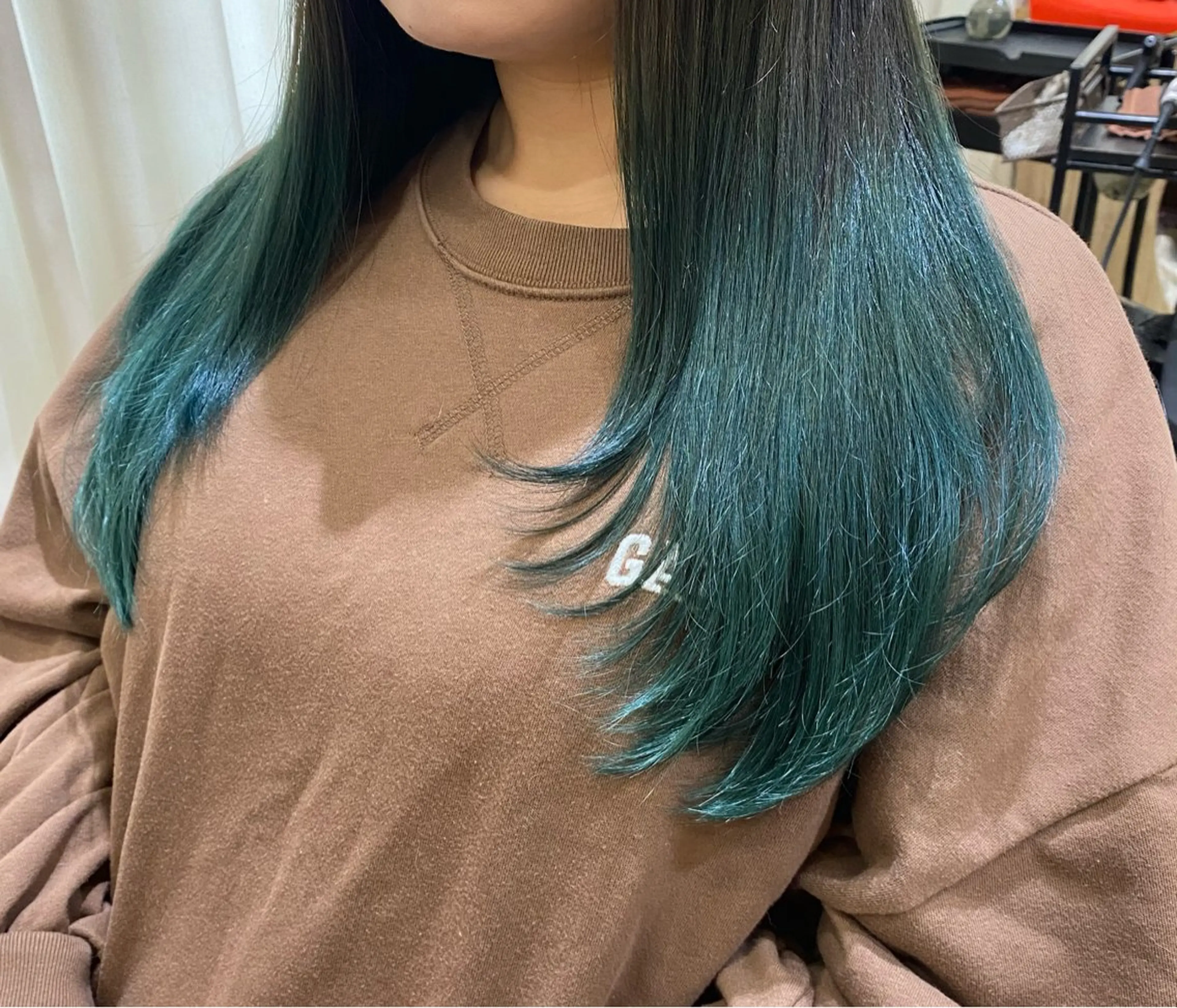 ロング カラー オリーブカラー レイヤーカット 韓国ヘア・ブリーチ 🩵SHIZUKUのヘアスタイル